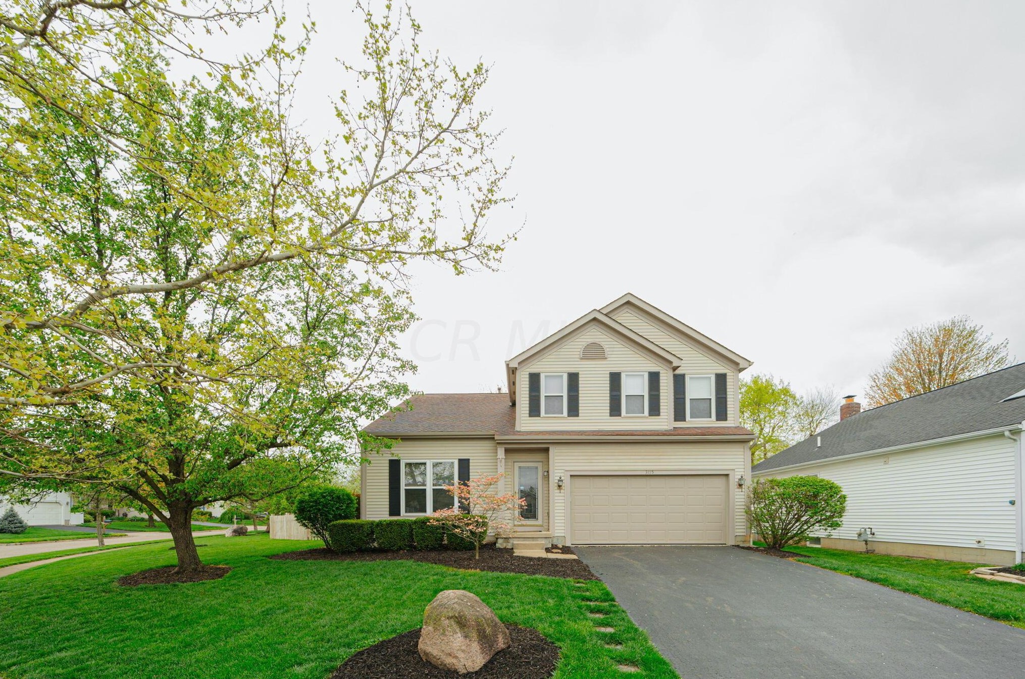 3115 Menzola Dr, Columbus, OH 43228