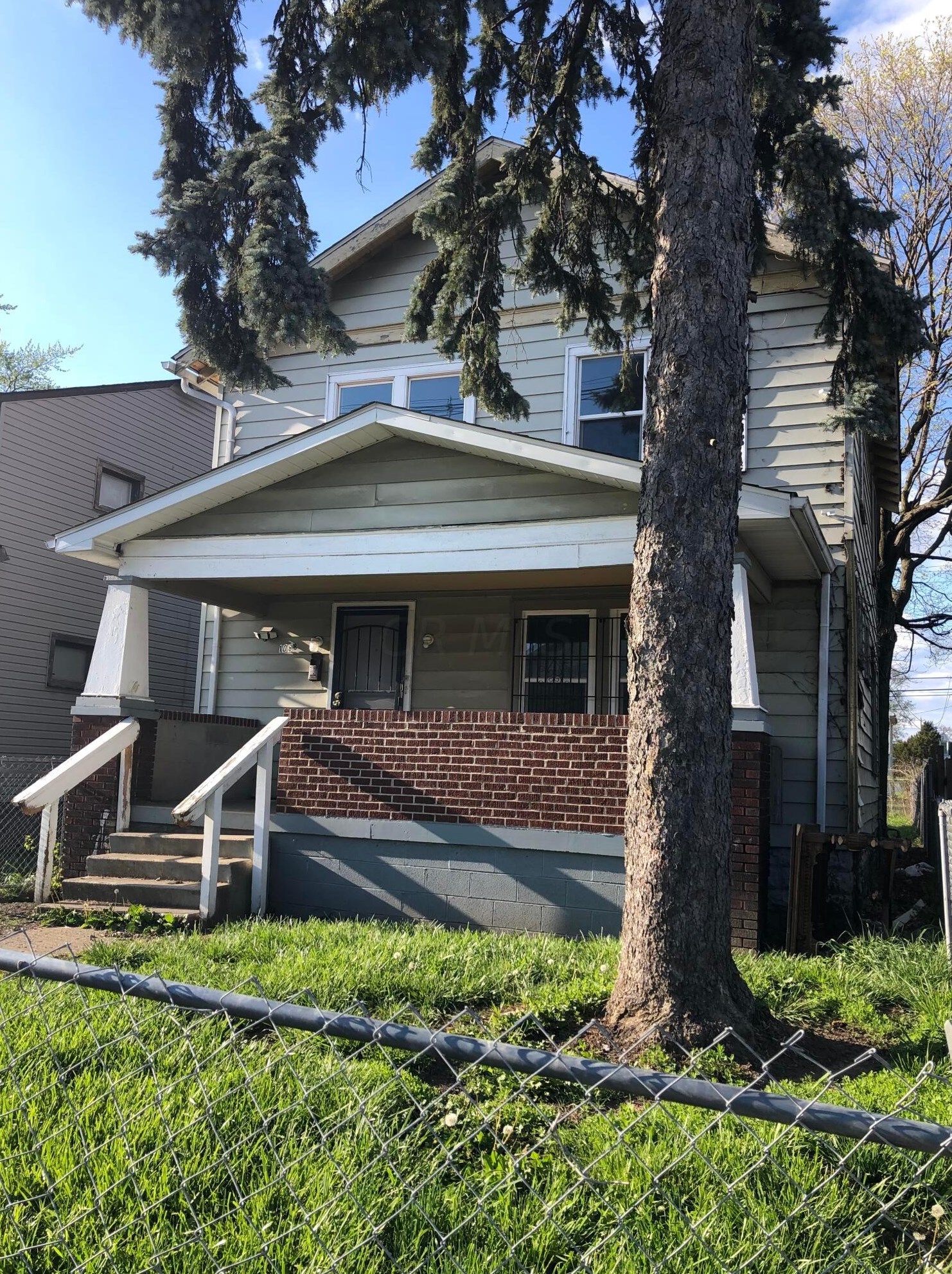 1088 17th Ave, Columbus, OH 43211-2476