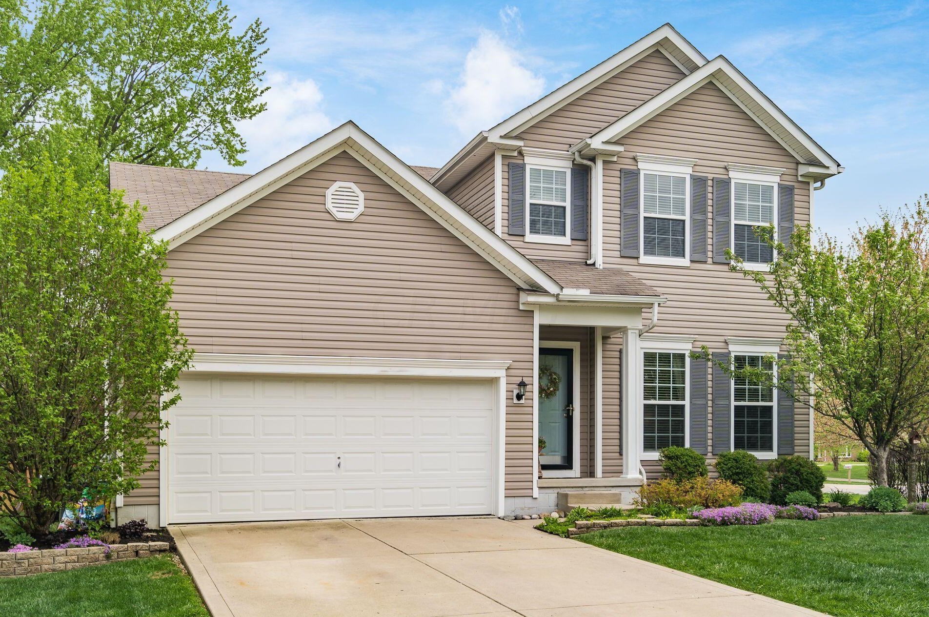 136 Gibson Pl, Westerville, OH 43081-2577