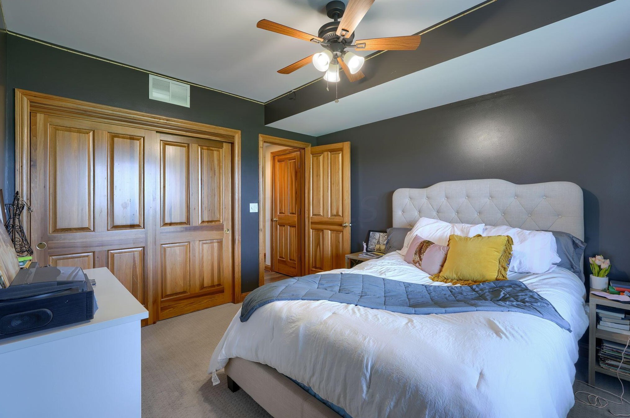 1887 Glenhurst Dr, Lancaster OH 43130-7951 exterior