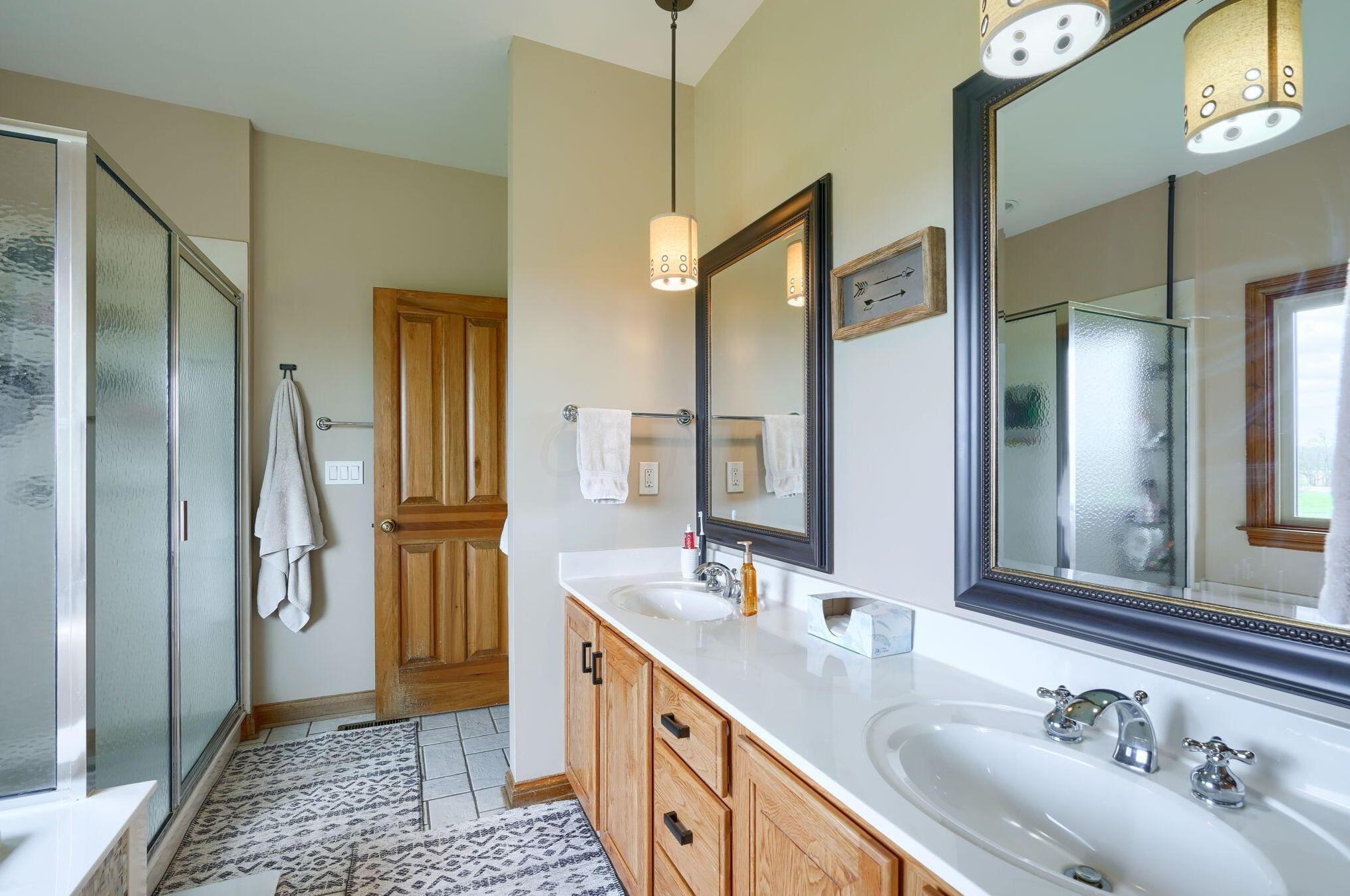 1887 Glenhurst Dr, Lancaster OH 43130-7951 exterior