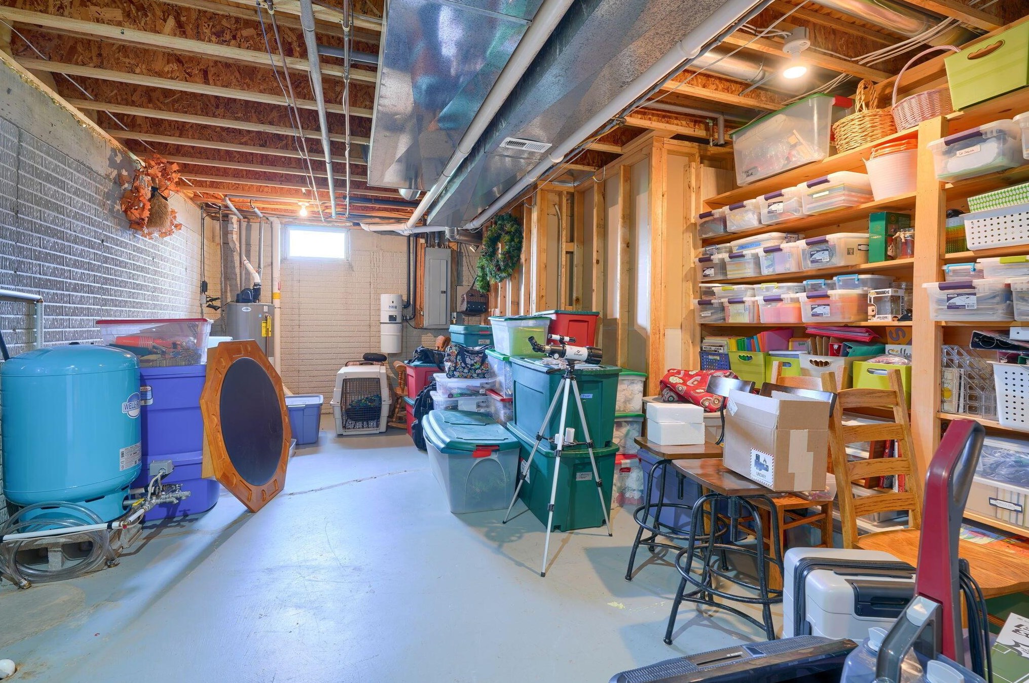 1887 Glenhurst Dr, Lancaster OH 43130-7951 exterior