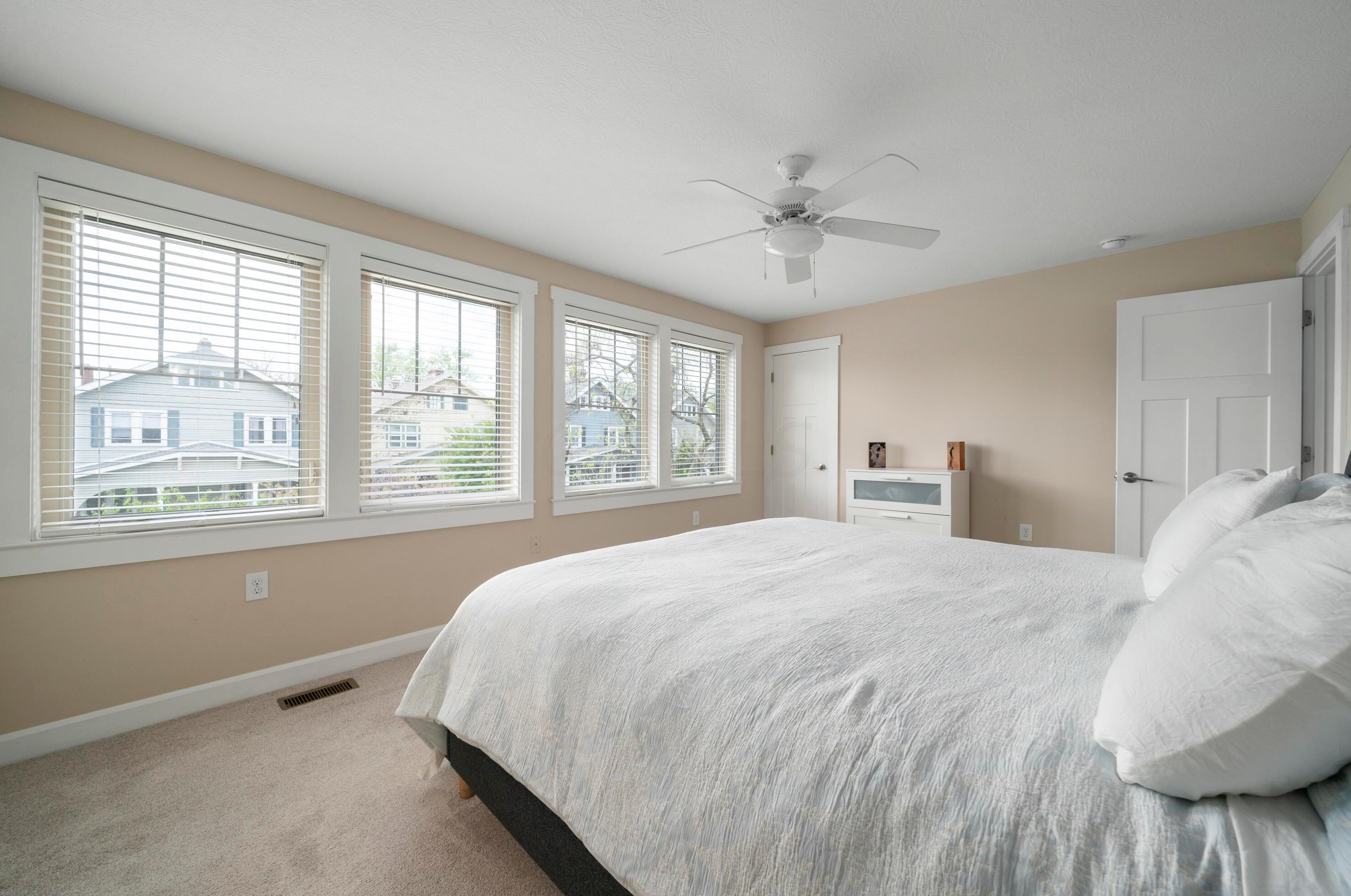 1286 5th St, Columbus OH  43201-2806 exterior