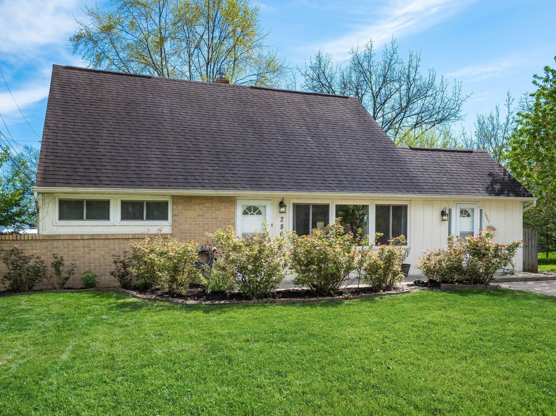 2861 La Rosa Dr, Darbydale, OH 43123-2816