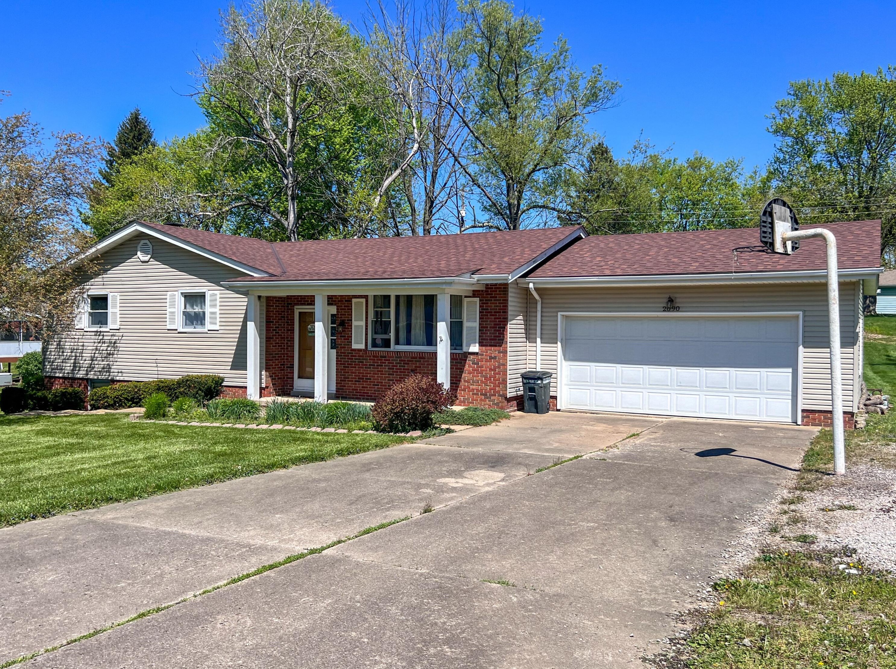 2090 Lucille Ne Dr, Lancaster, OH 43130