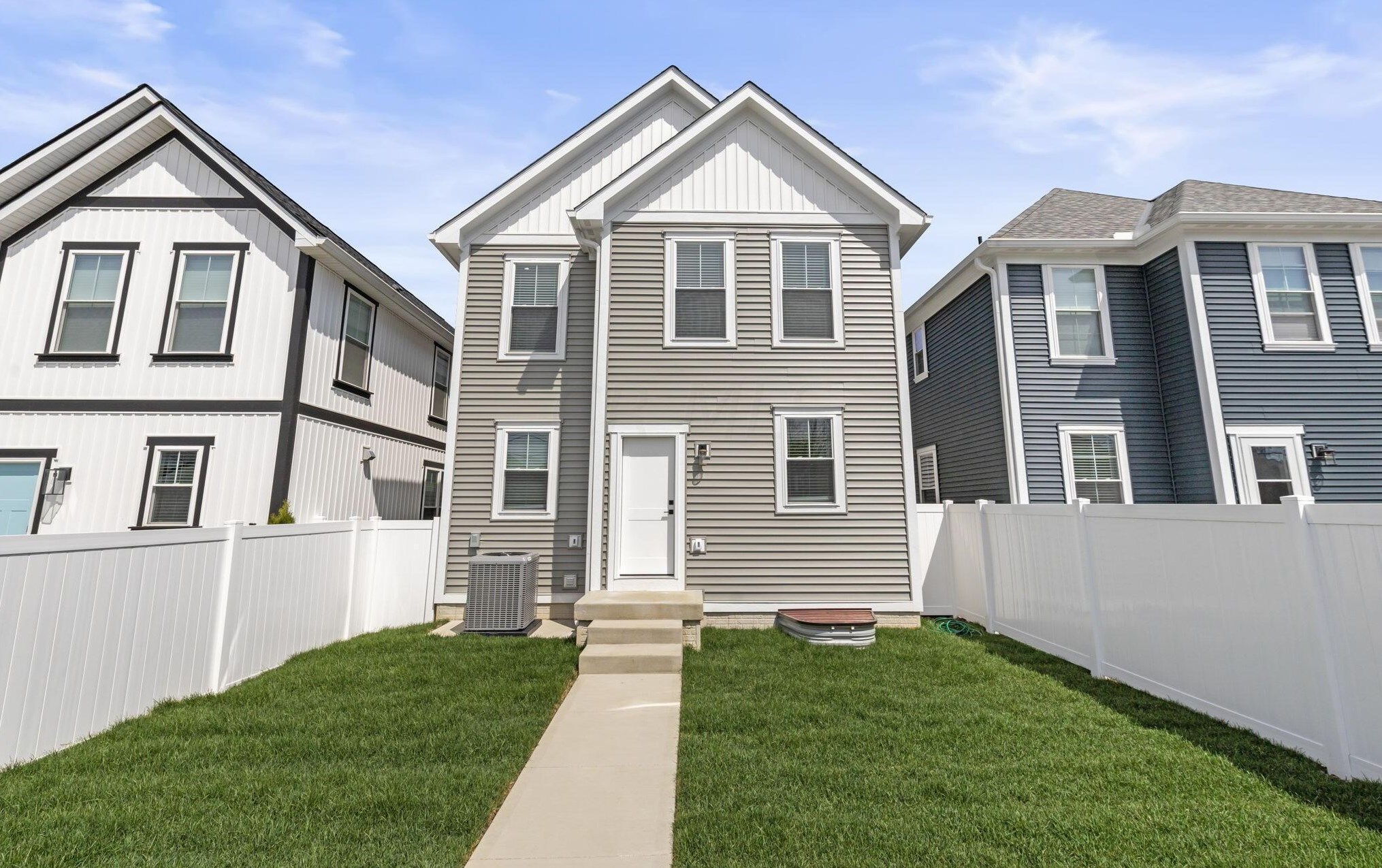 639 Kossuth St, Columbus OH 43206-2214 exterior