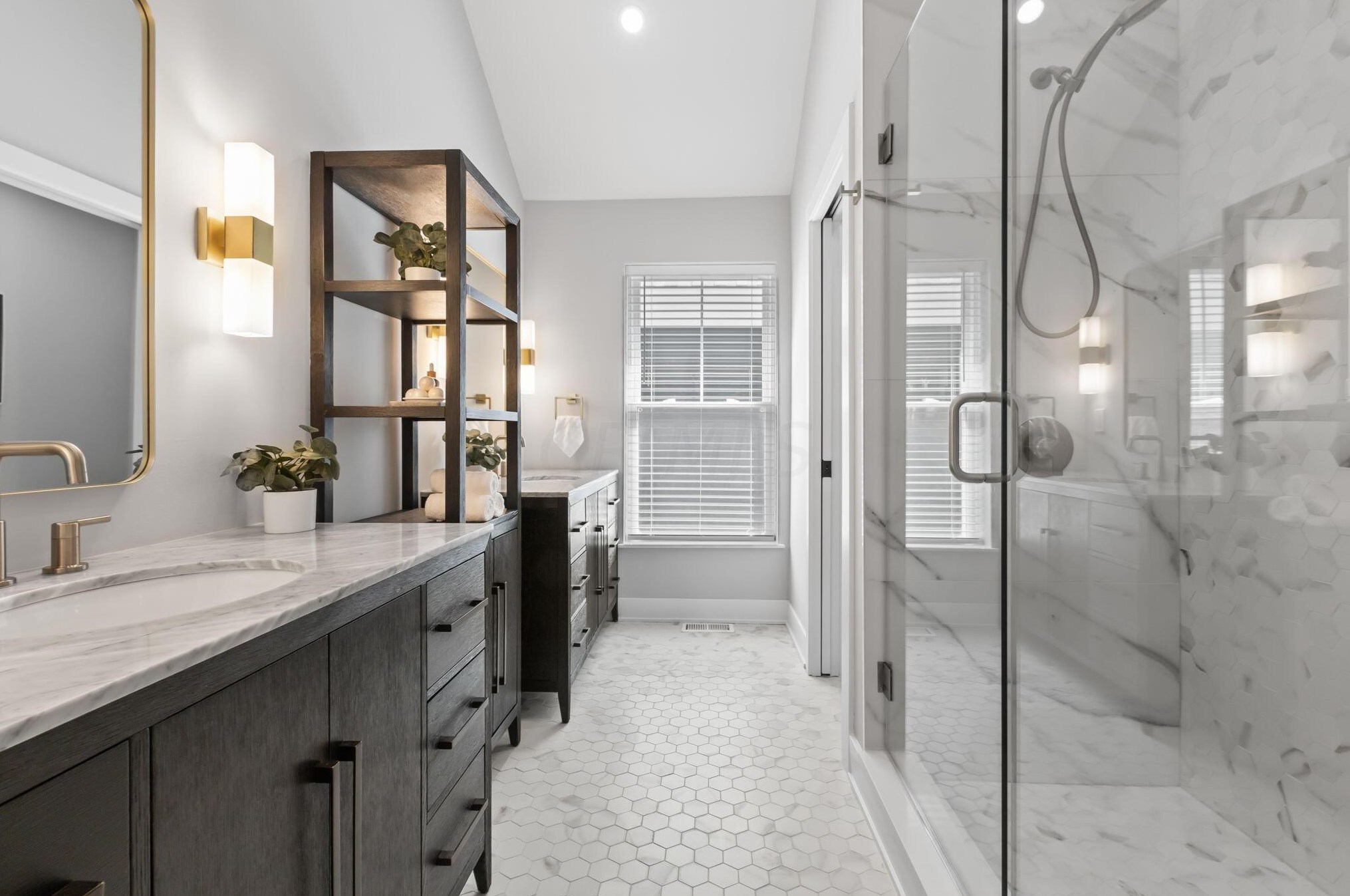 639 Kossuth St, Columbus OH 43206-2214 exterior