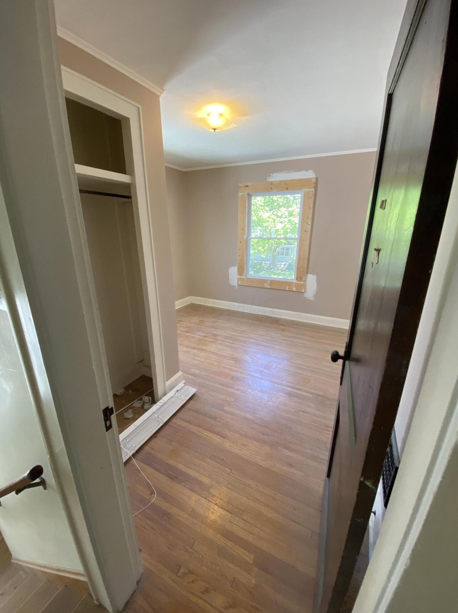 689 Eureka Ave, Columbus OH  43204-2915 exterior