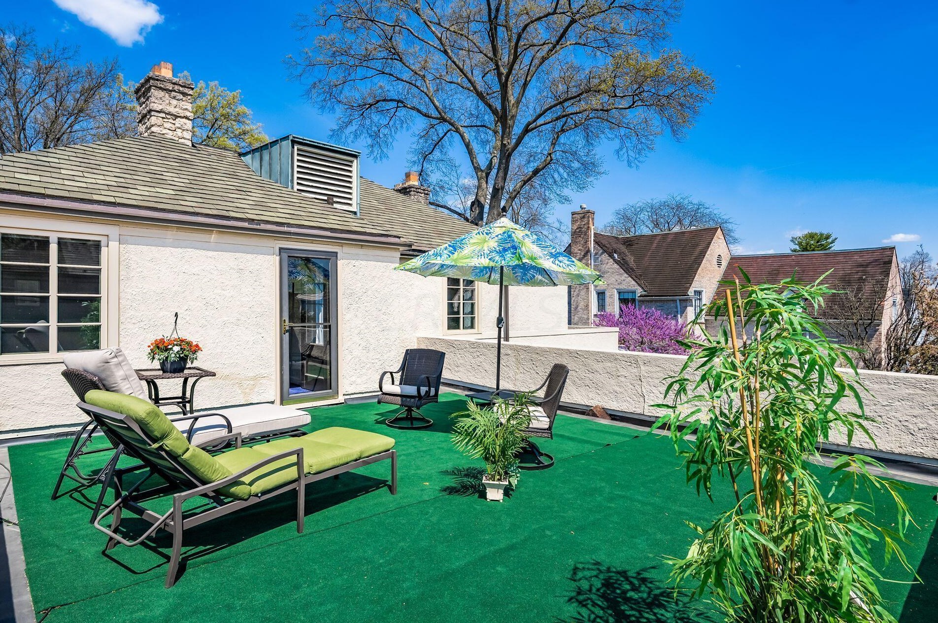 2699 Bexley Park Rd, Columbus OH 43209-2236 exterior