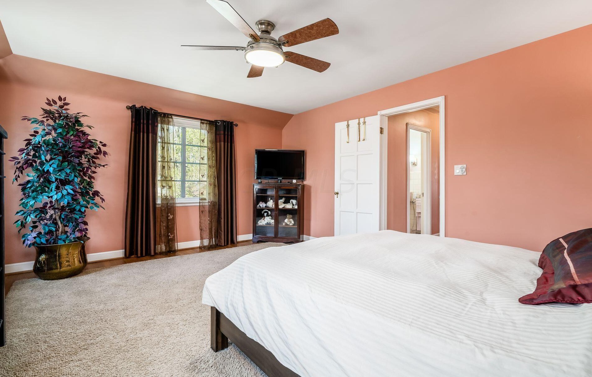 2699 Bexley Park Rd, Columbus OH 43209-2236 exterior