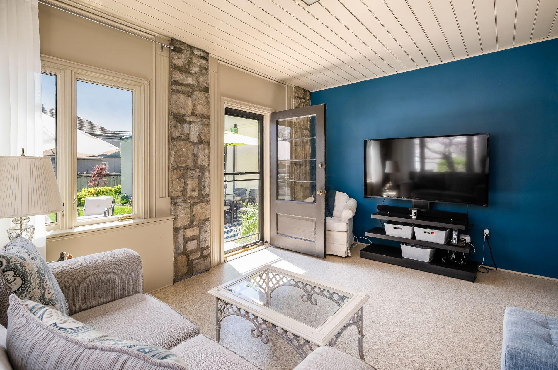 2699 Bexley Park Rd, Columbus OH 43209-2236 exterior