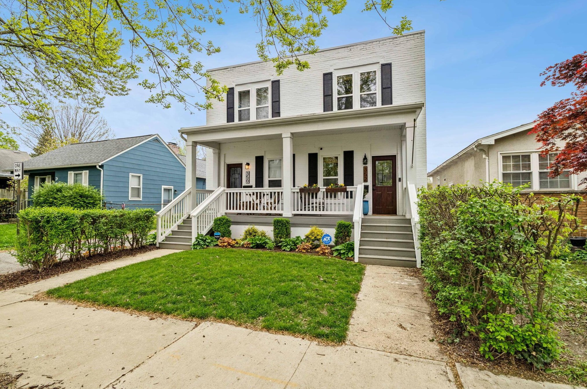 352 Mithoff St, Columbus, OH 43206-3530
