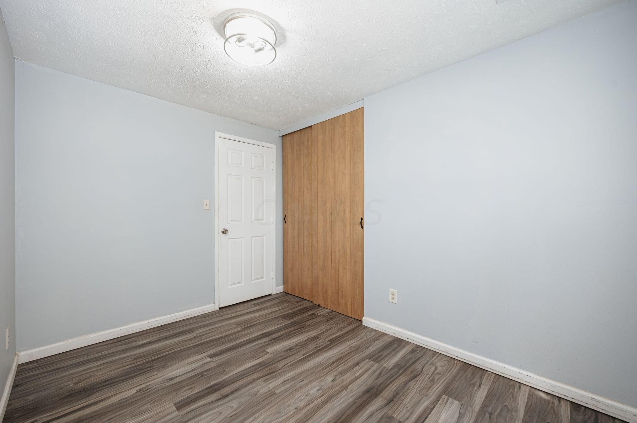 630 Harland Dr, Columbus OH 43207-4144 exterior