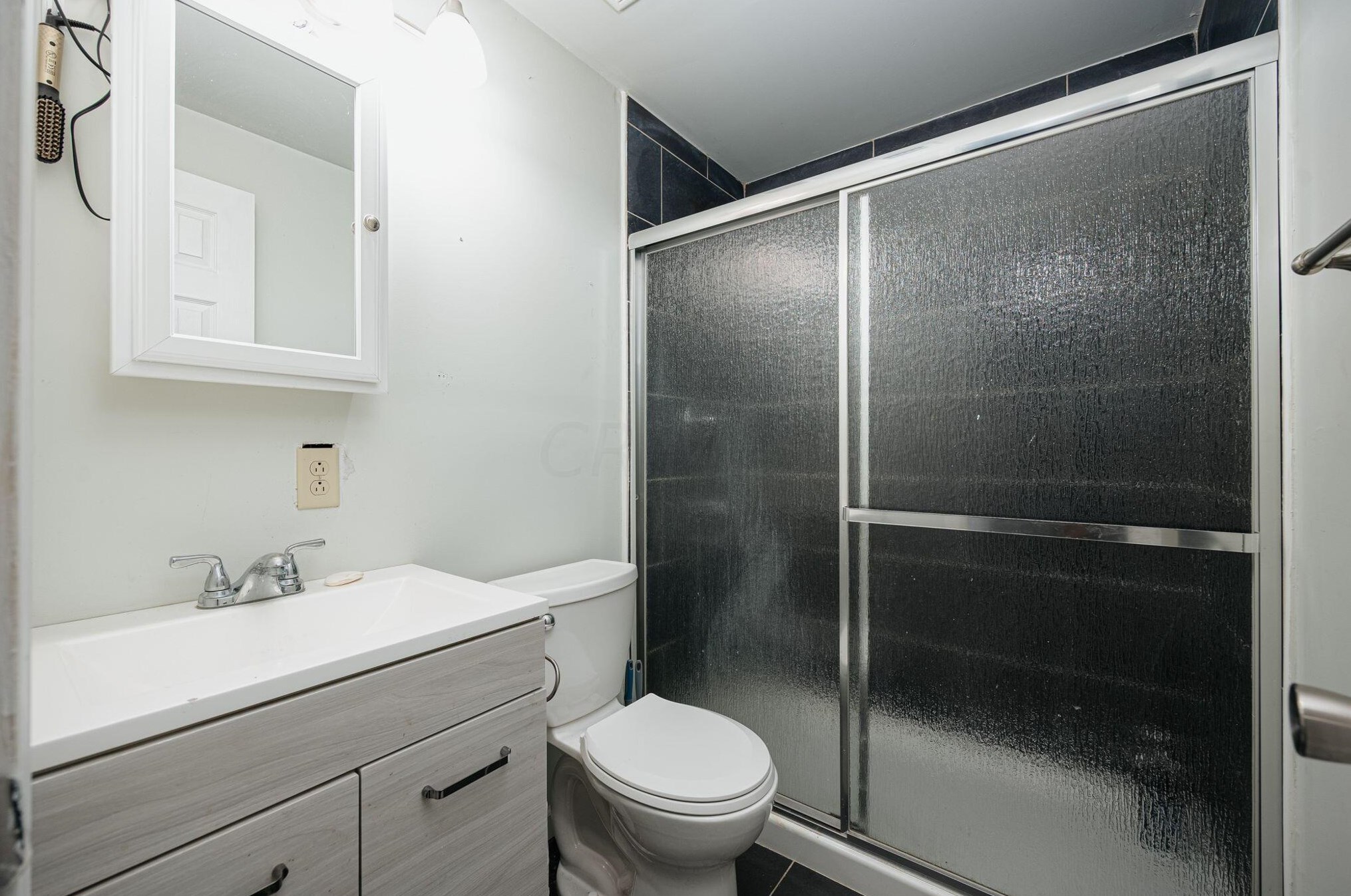 630 Harland Dr, Columbus OH 43207-4144 exterior