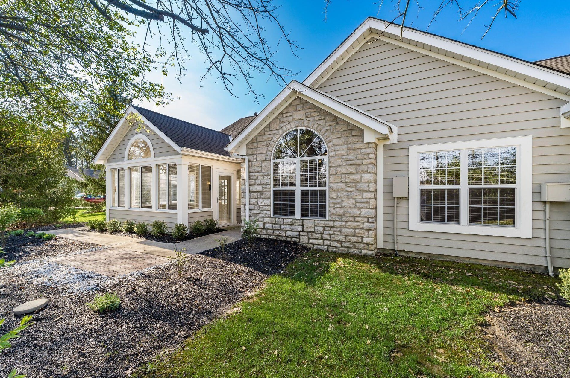 1308 Windward Ln, Columbus, OH 43230-6846