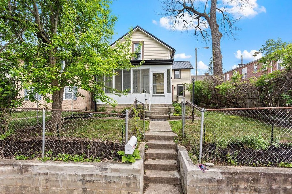 2578 Dayton Ave, Columbus, OH 43202-2412