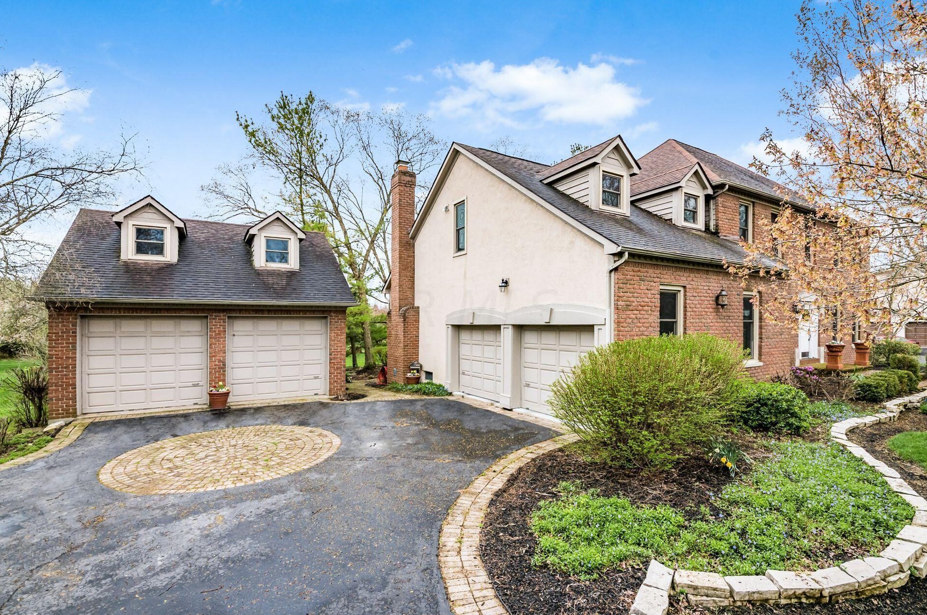 6195 Moore Rd, Delaware, OH 43015