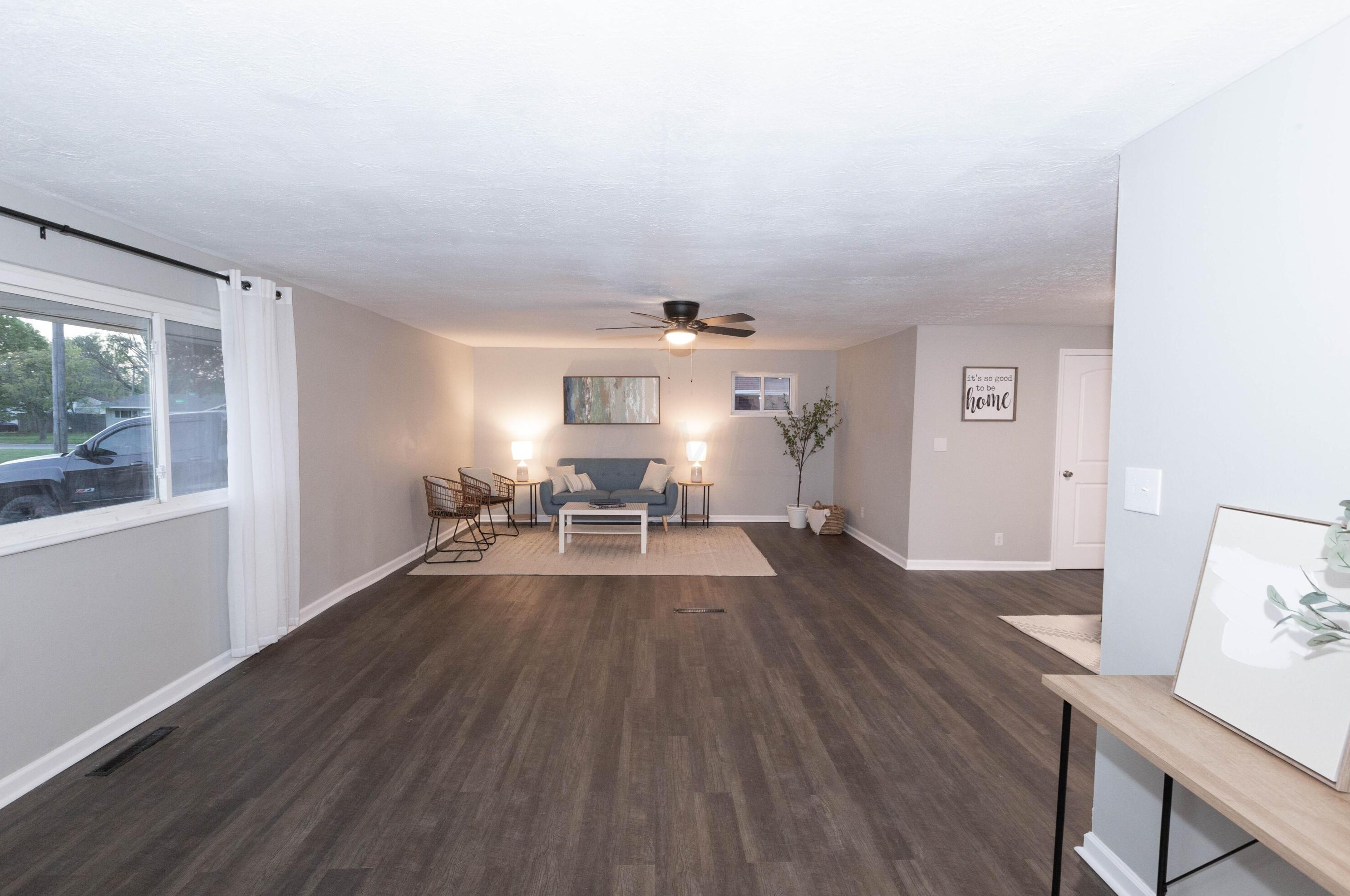 942 Vanderberg Pl, Columbus OH  43204-1761 exterior