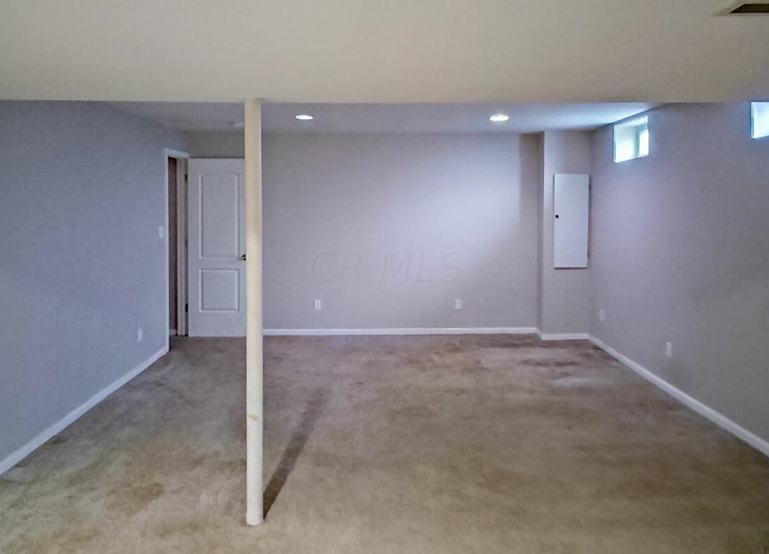 1151 Tenagra Way, Columbus OH 43228-9160 exterior