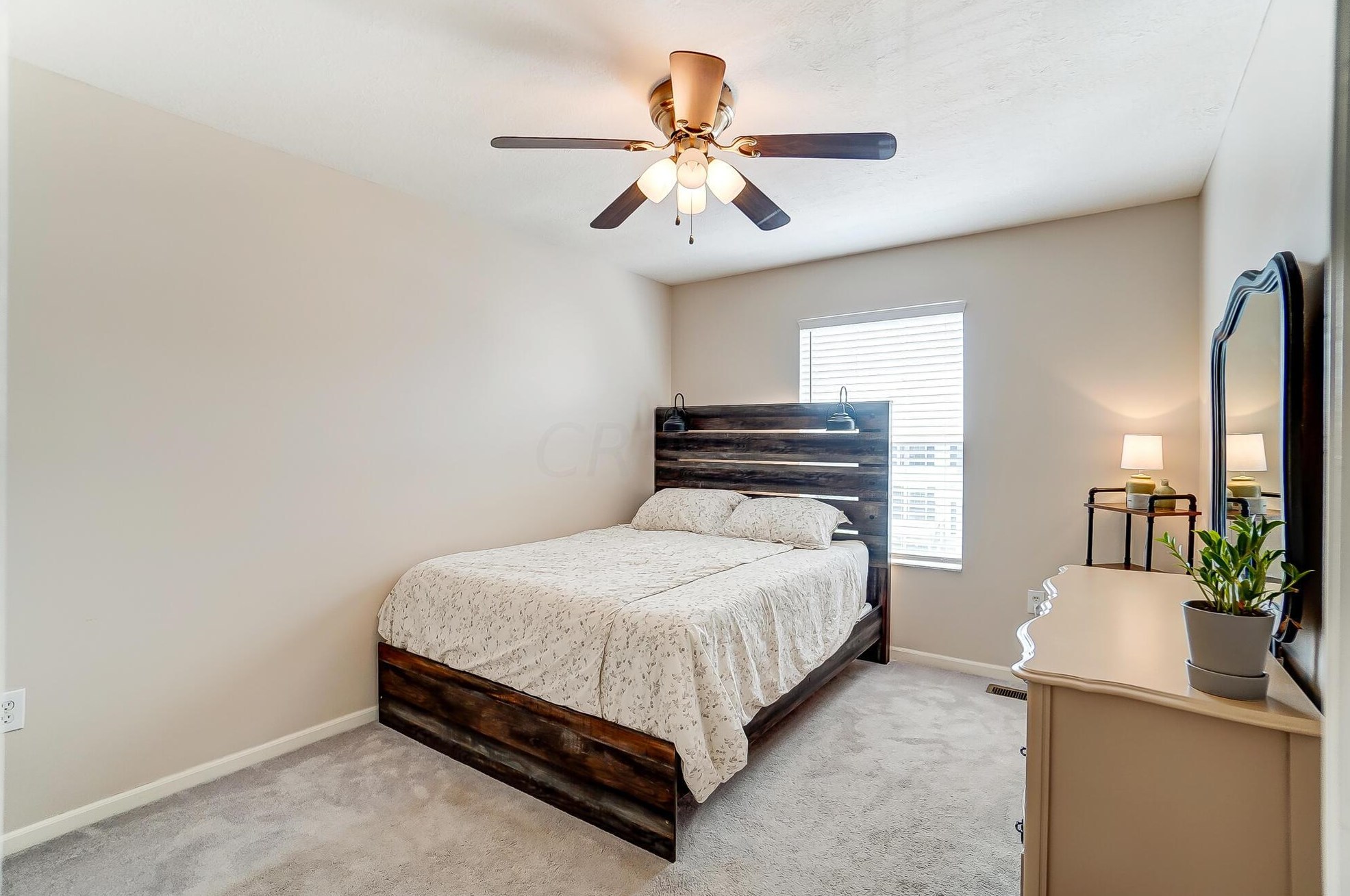 294 Shadbush Dr, Blacklick OH  43004-8440 exterior