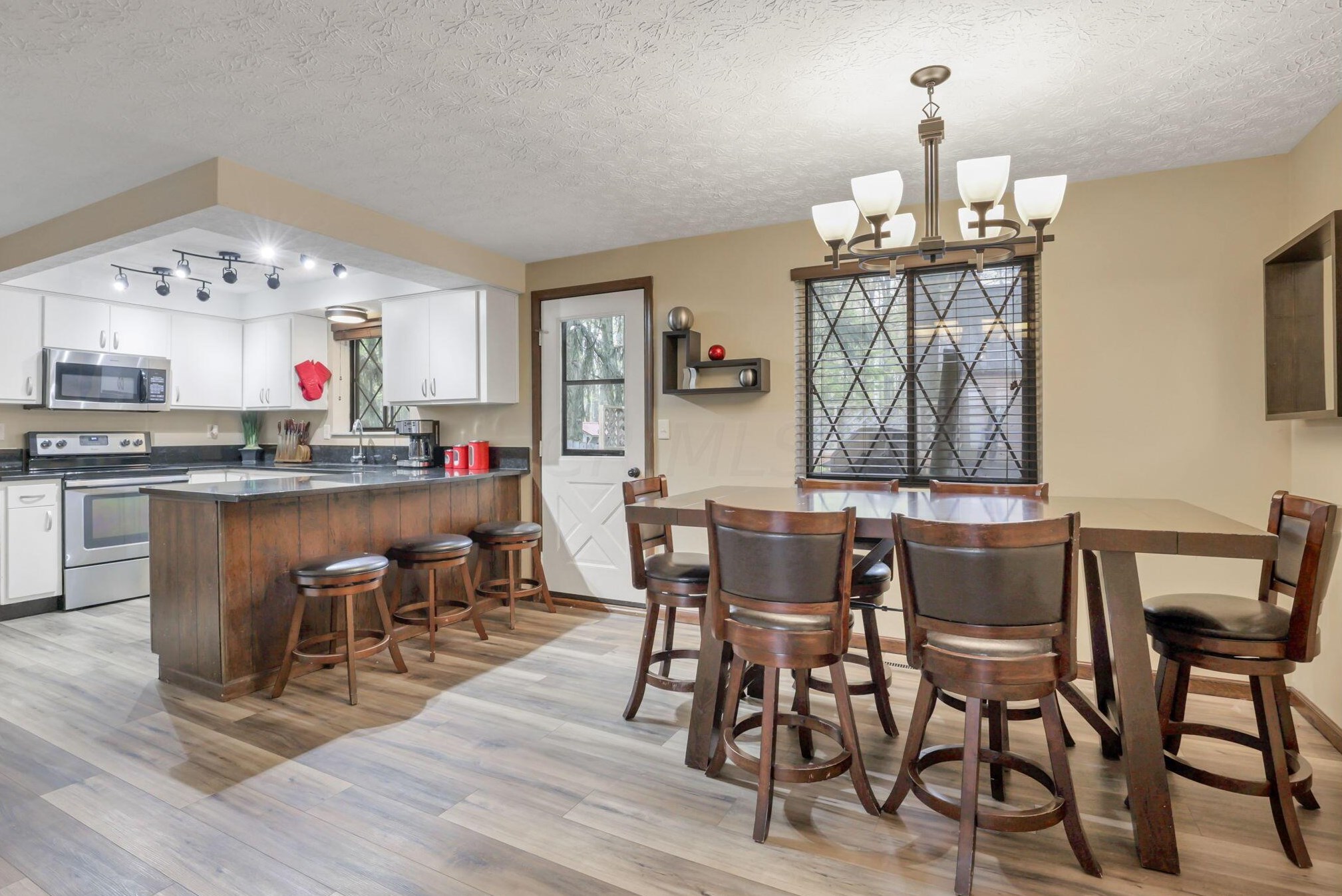 148 Whirlaway Loop, Pataskala OH  43062-9547 exterior