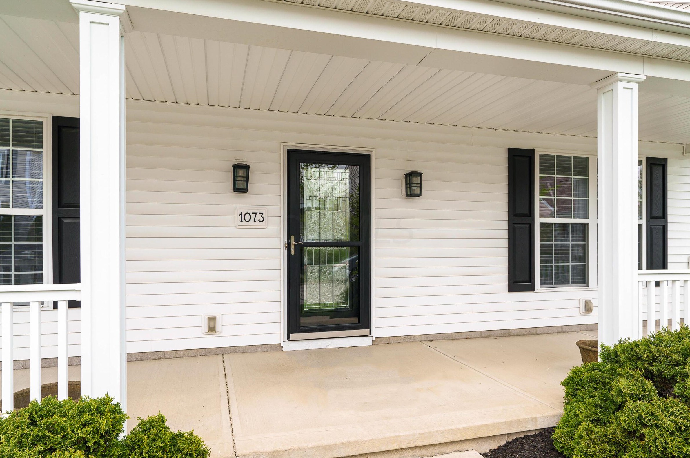 1073 Eberton Ave, Blacklick, OH 43004