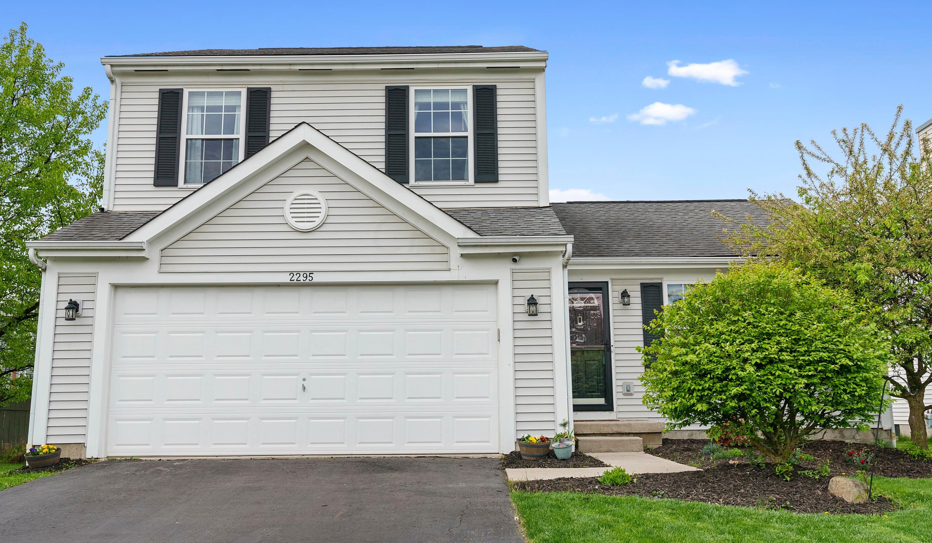 2295 Brisum Way, Hilliard, OH 43026