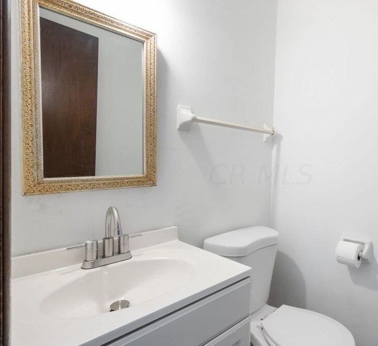 501 Goshen Ct, Columbus OH 43230-2711 exterior