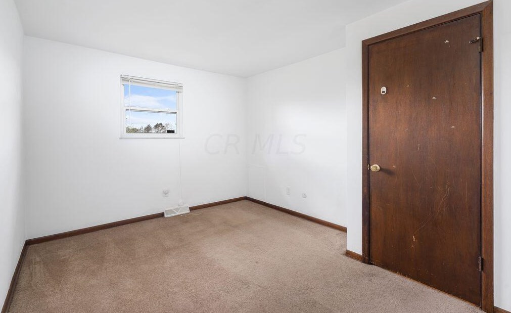 501 Goshen Ct, Columbus OH 43230-2711 exterior