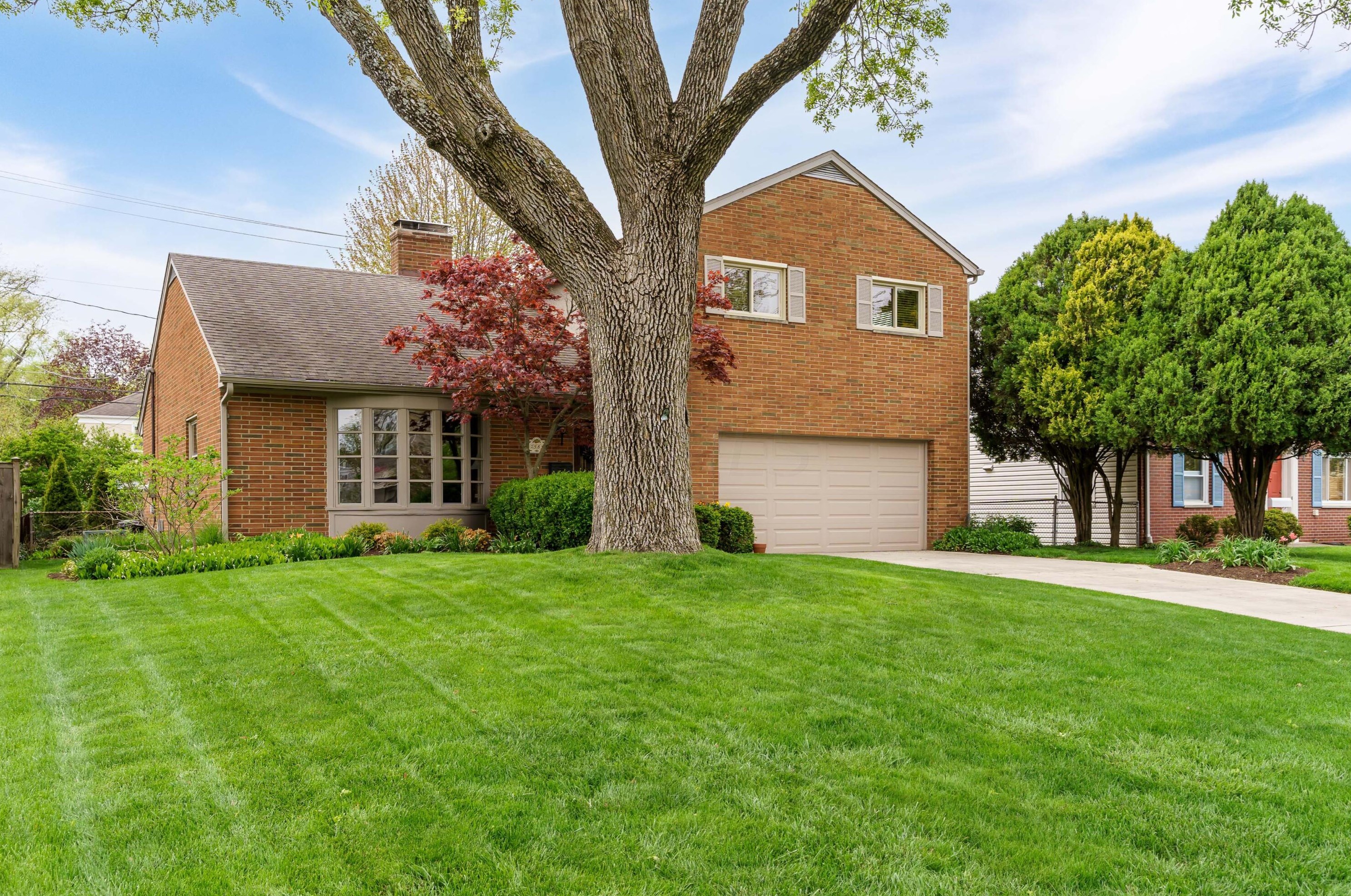 2583 Welsford Rd, Columbus, OH 43221