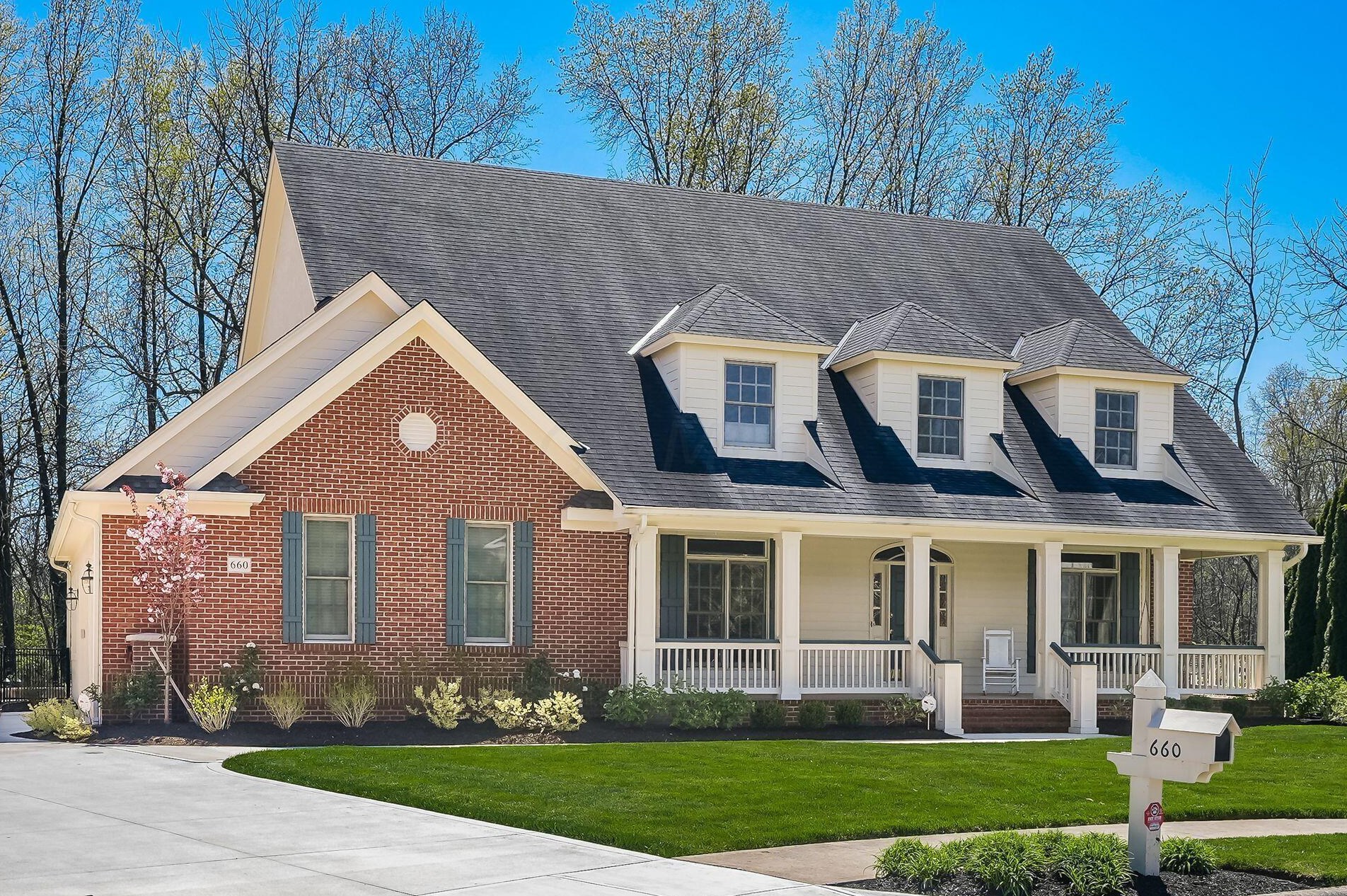 660 Surf Ct, Westerville, OH 43082-8535