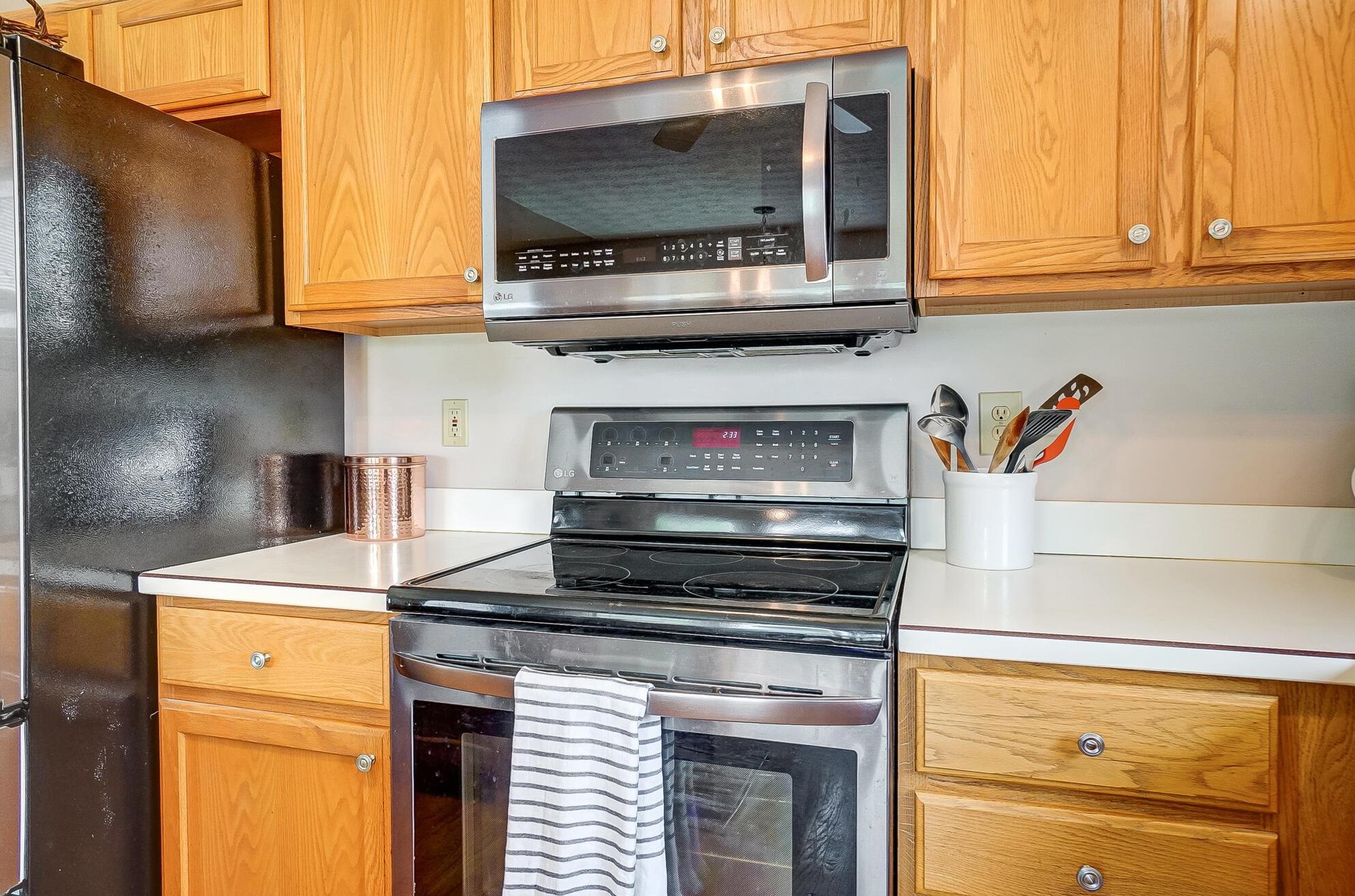 3483 Treeline Ln, Darbydale OH  43123-4872 exterior