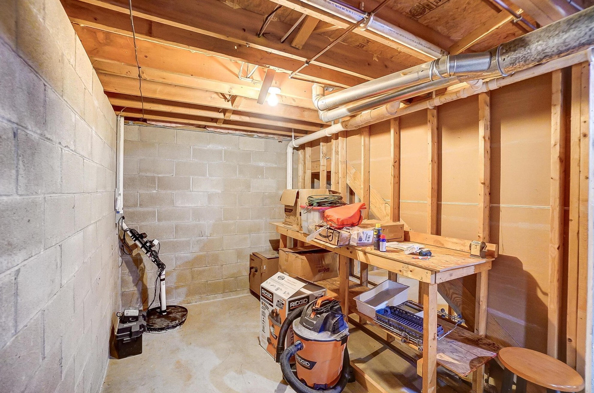 3483 Treeline Ln, Darbydale OH  43123-4872 exterior