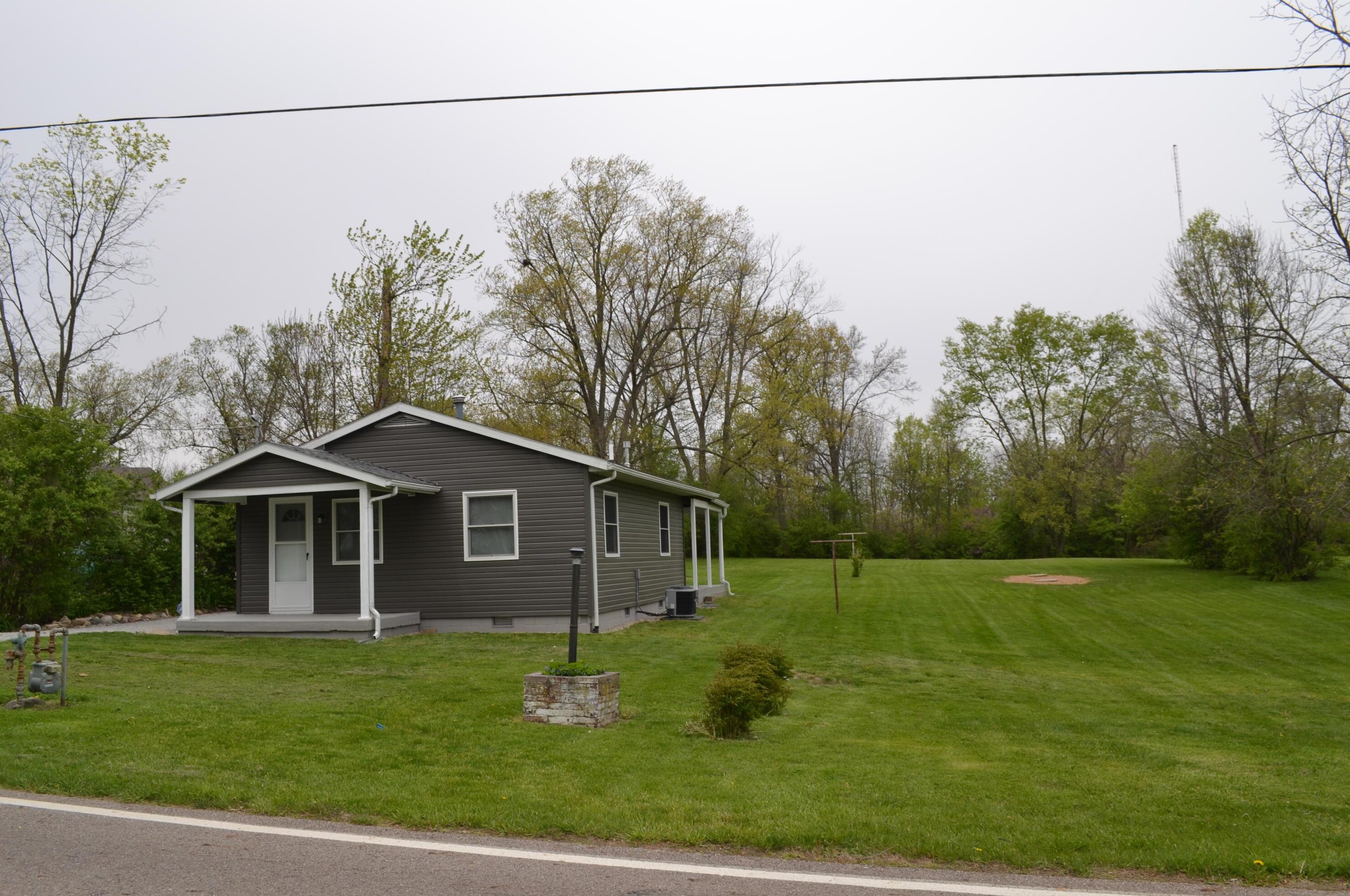 2782 Arthur Rd, Springfield, OH 45502