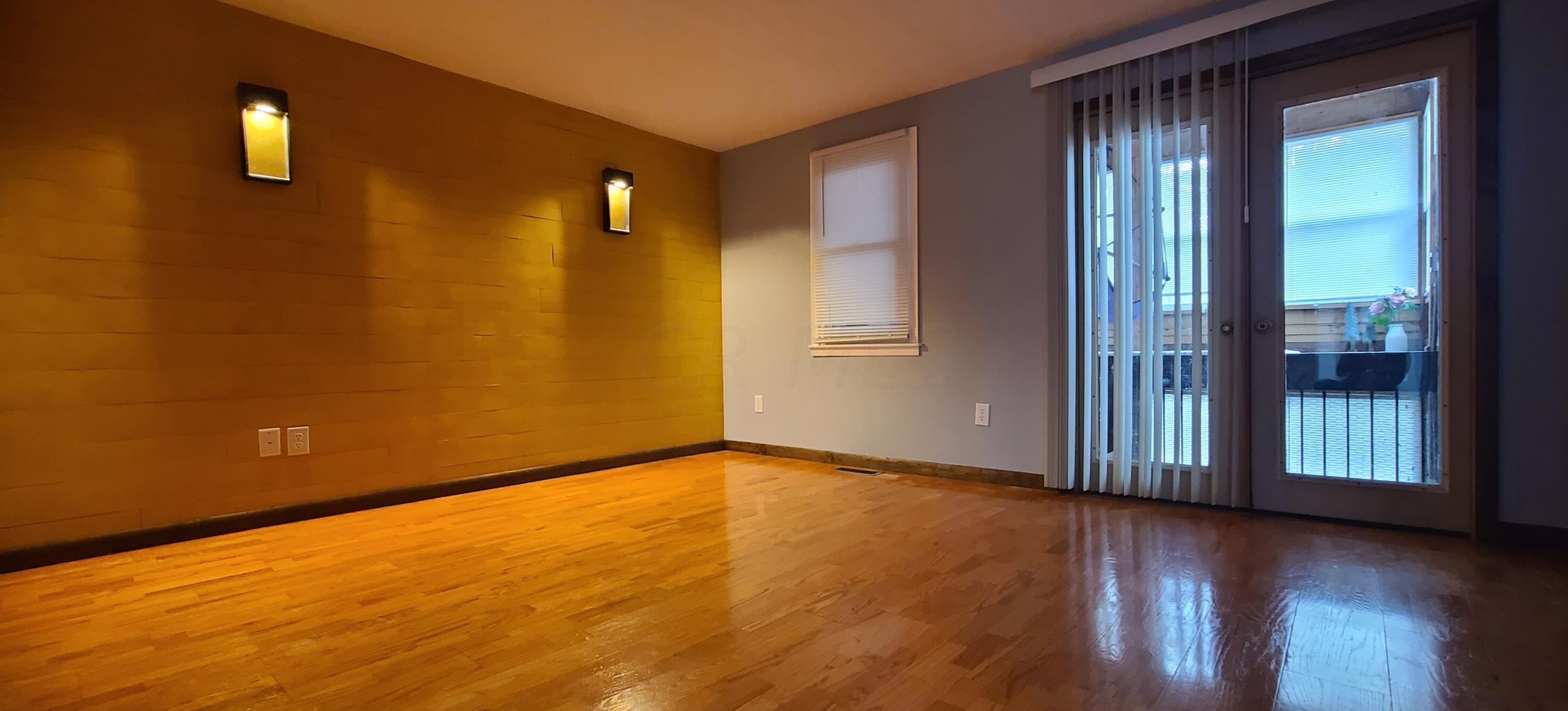 836 Mcdonell Dr, Columbus OH  43230-1620 exterior