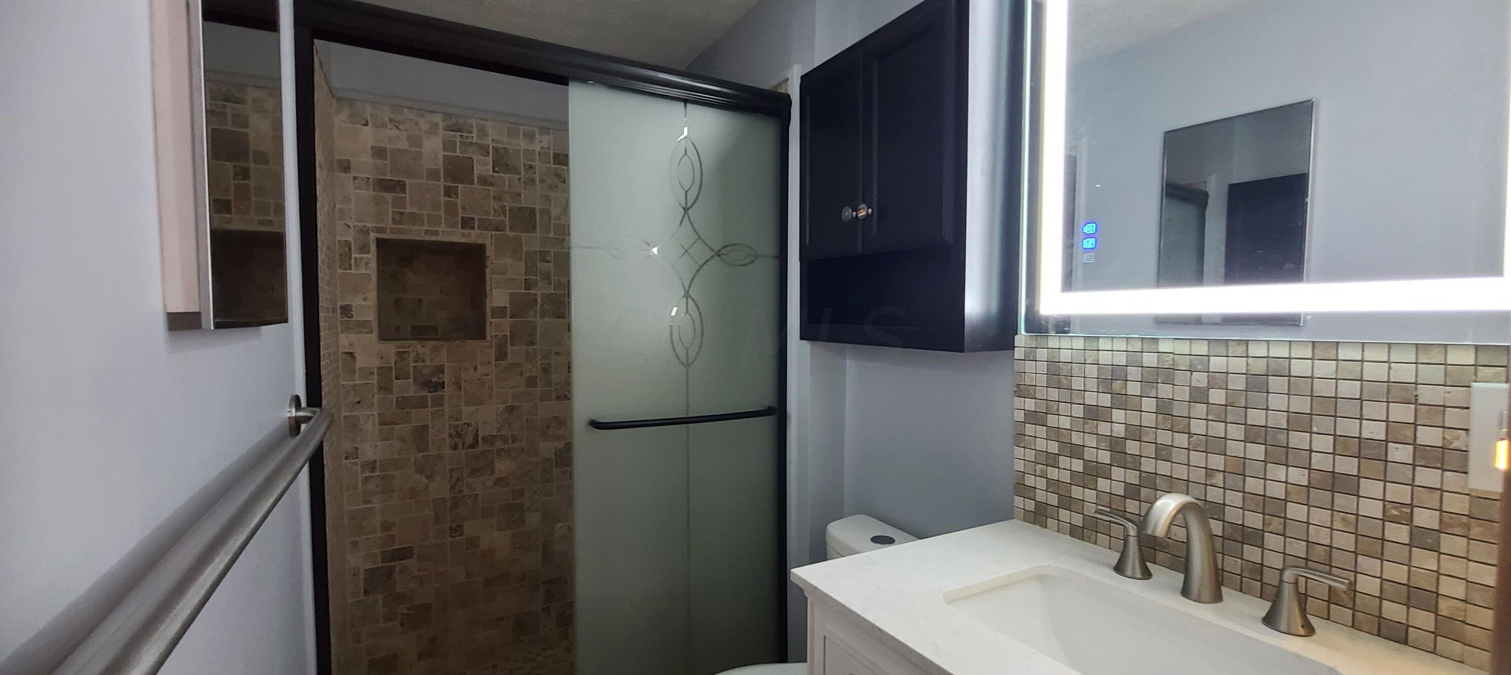 836 Mcdonell Dr, Columbus OH  43230-1620 exterior