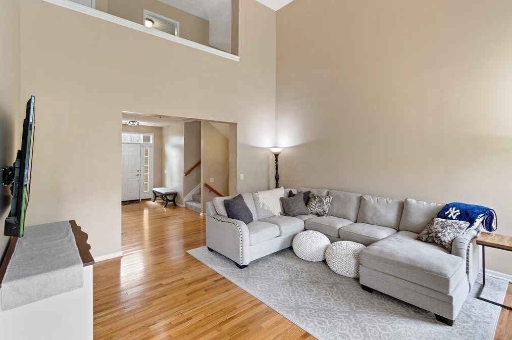 7952 Howell Dr, Westerville OH  43081-8046 exterior