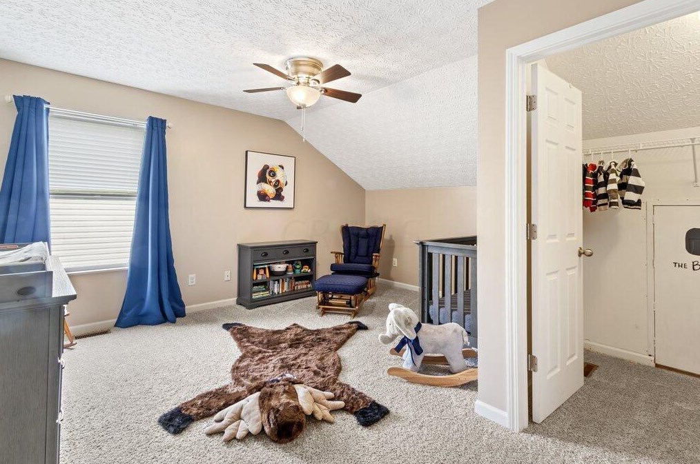 7952 Howell Dr, Westerville OH  43081-8046 exterior