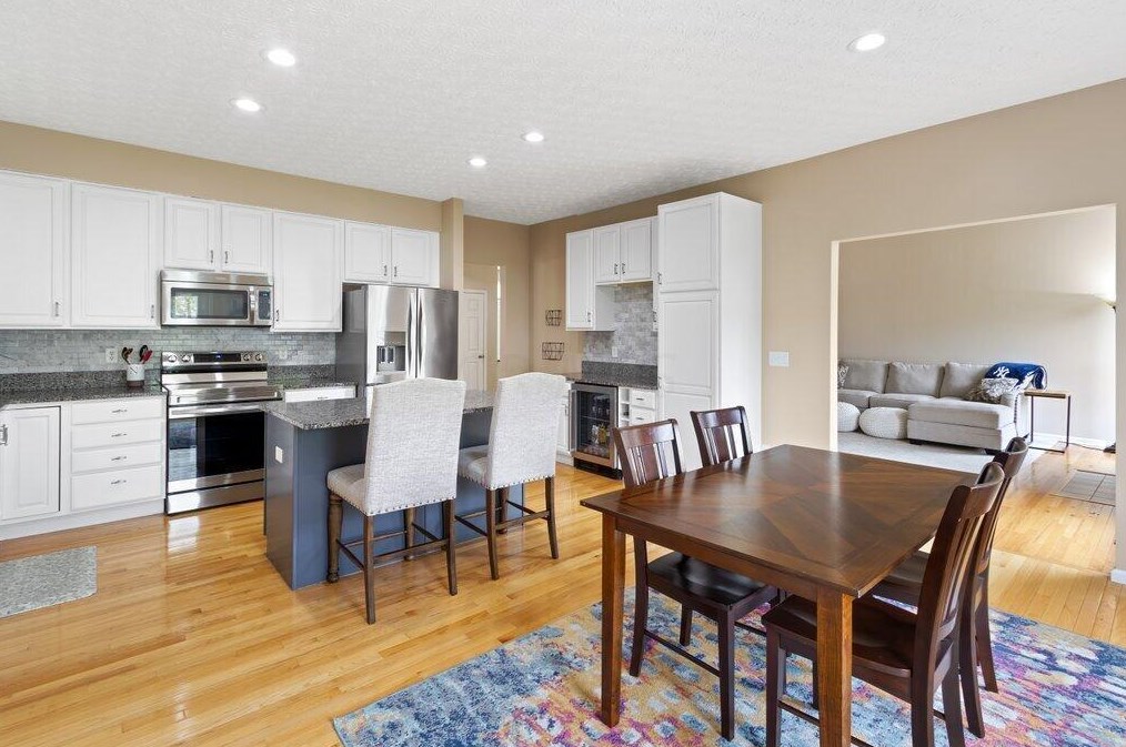 7952 Howell Dr, Westerville OH  43081-8046 exterior