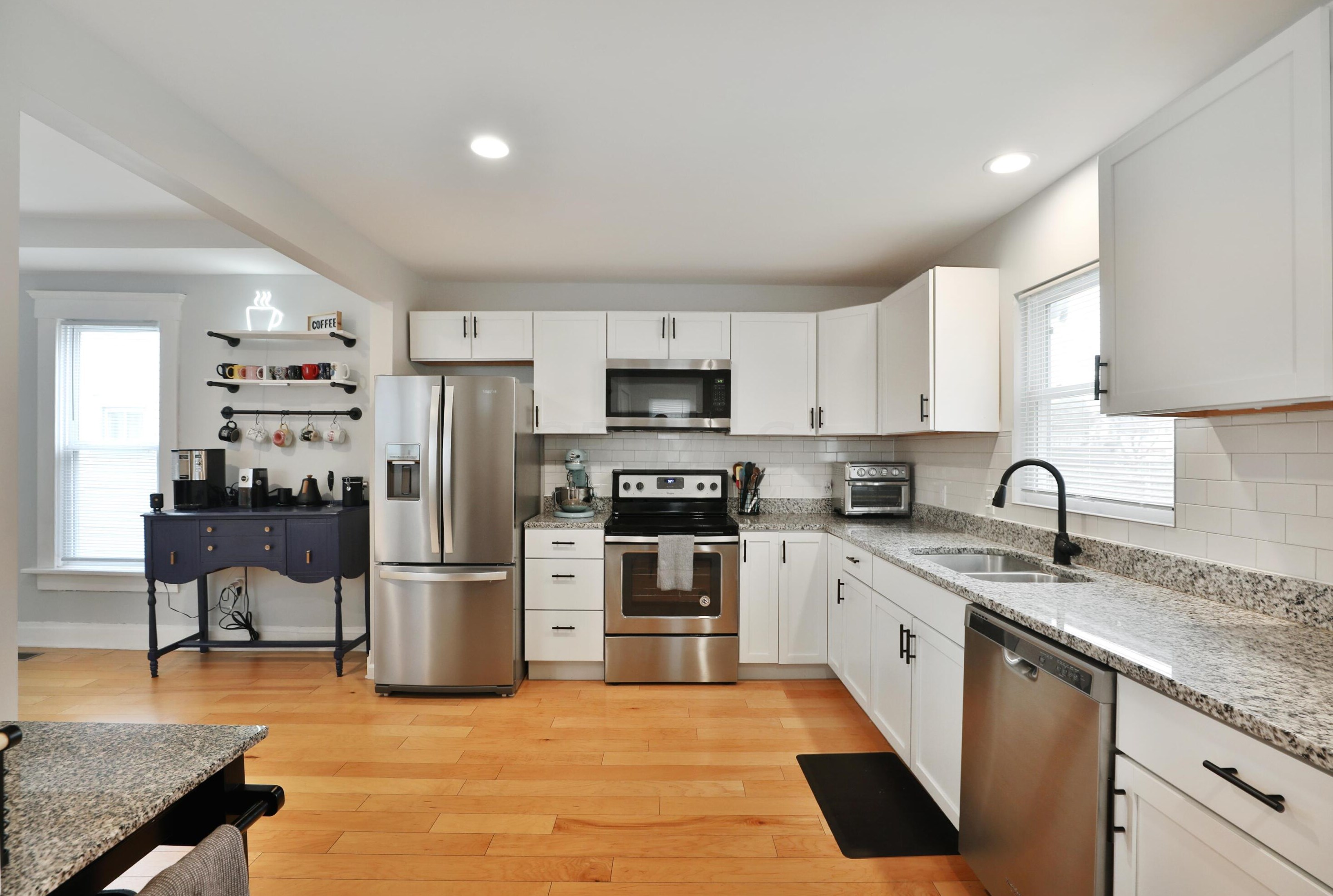 953 Ellsworth Ave, Columbus OH  43206-1709 exterior