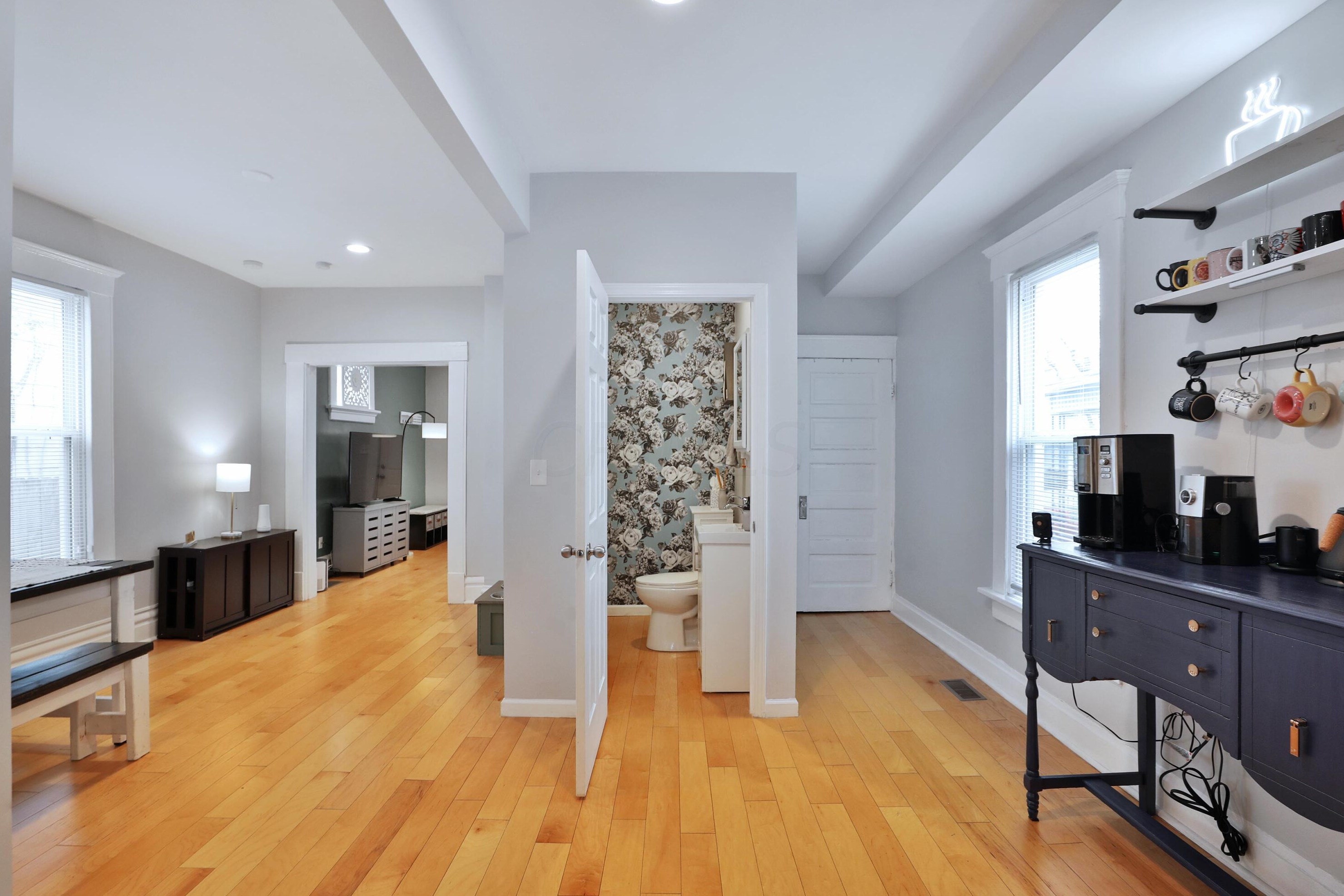 953 Ellsworth Ave, Columbus OH  43206-1709 exterior