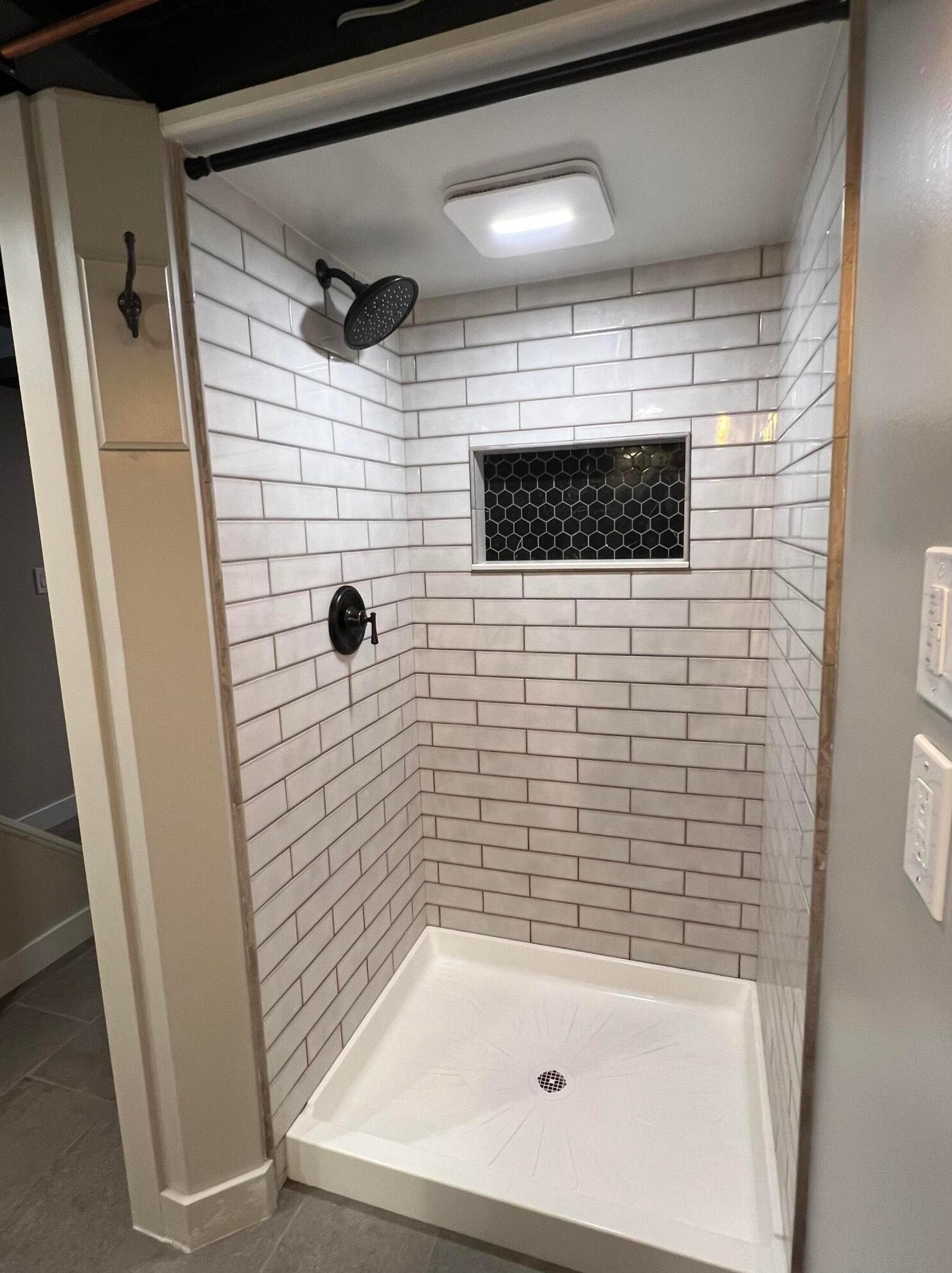 3259 Kenyon Rd, Columbus OH  43221-1809 exterior