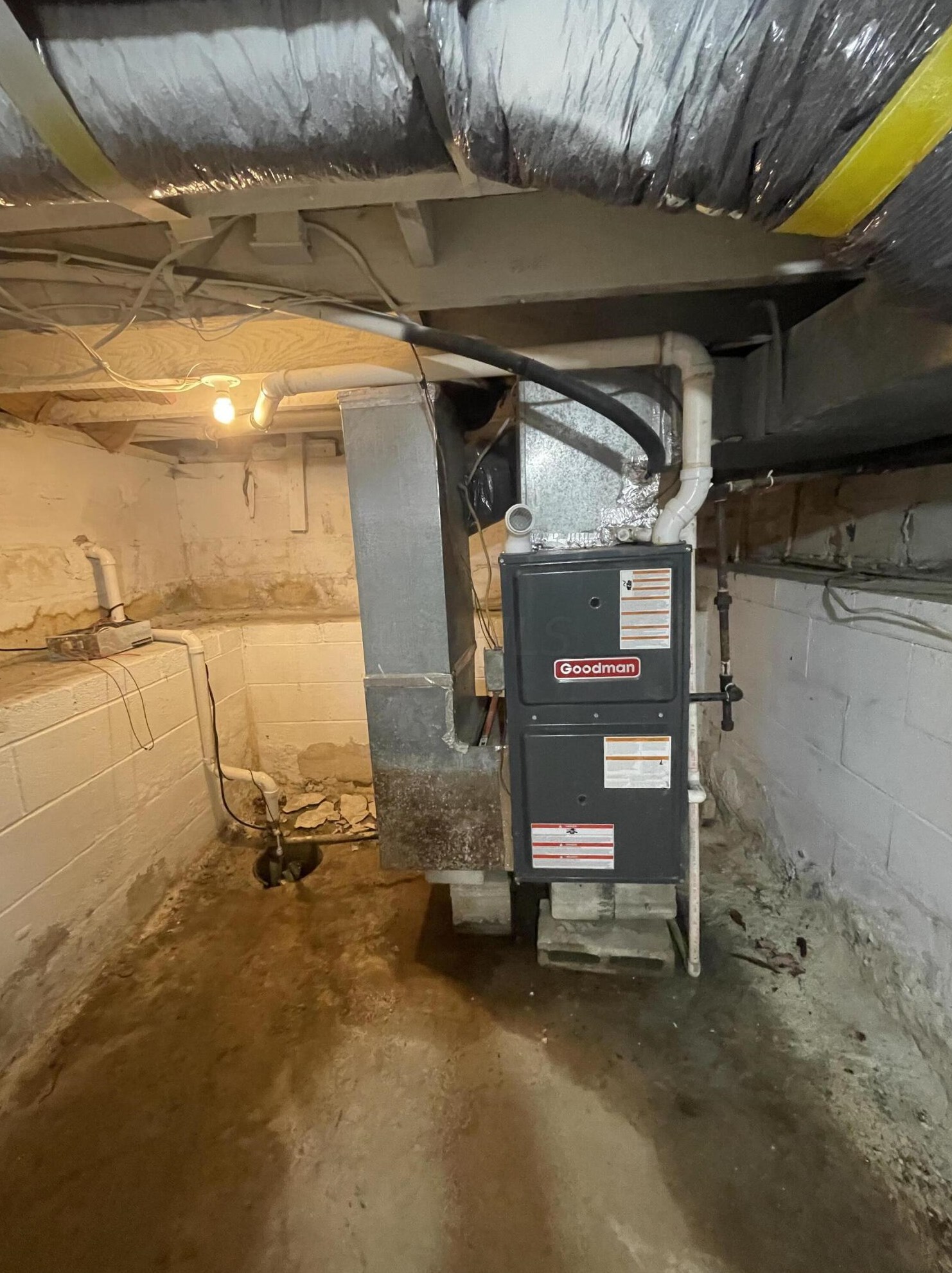 406 Emmit Ave, Columbus OH  43228-1961 exterior