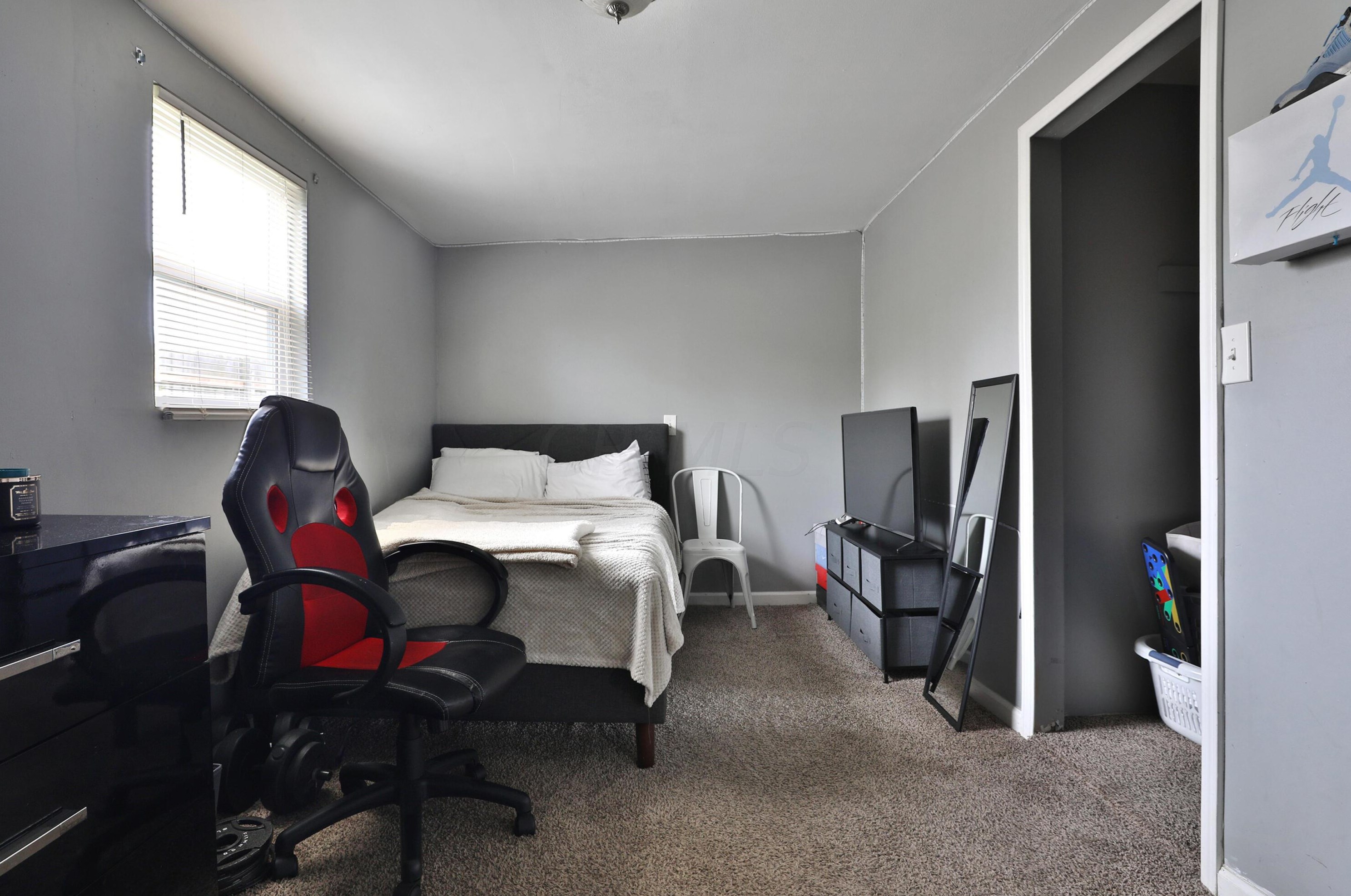 406 Emmit Ave, Columbus OH  43228-1961 exterior