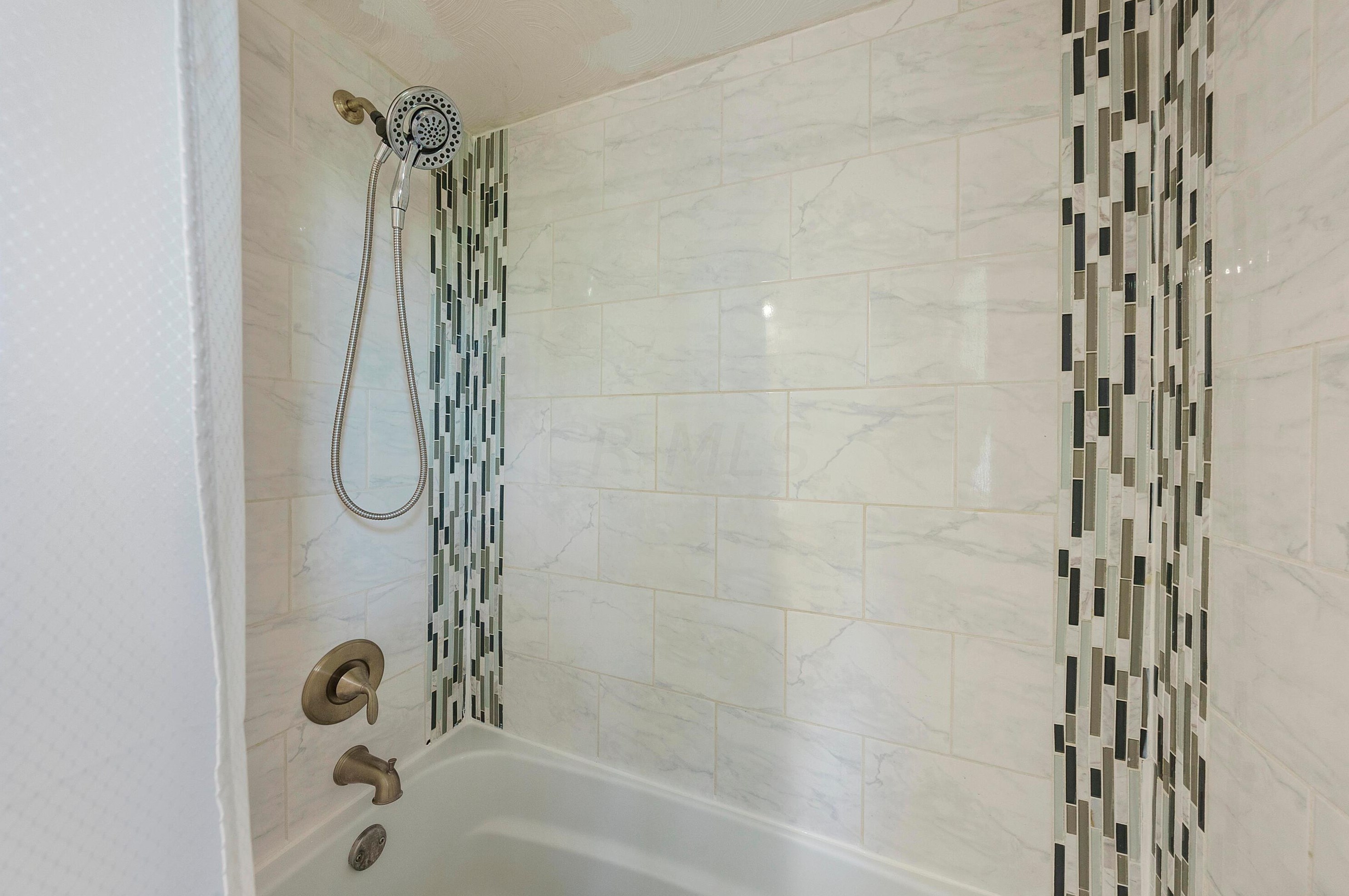 1148 Scarlet Ct, Westerville OH  43081-4503 exterior