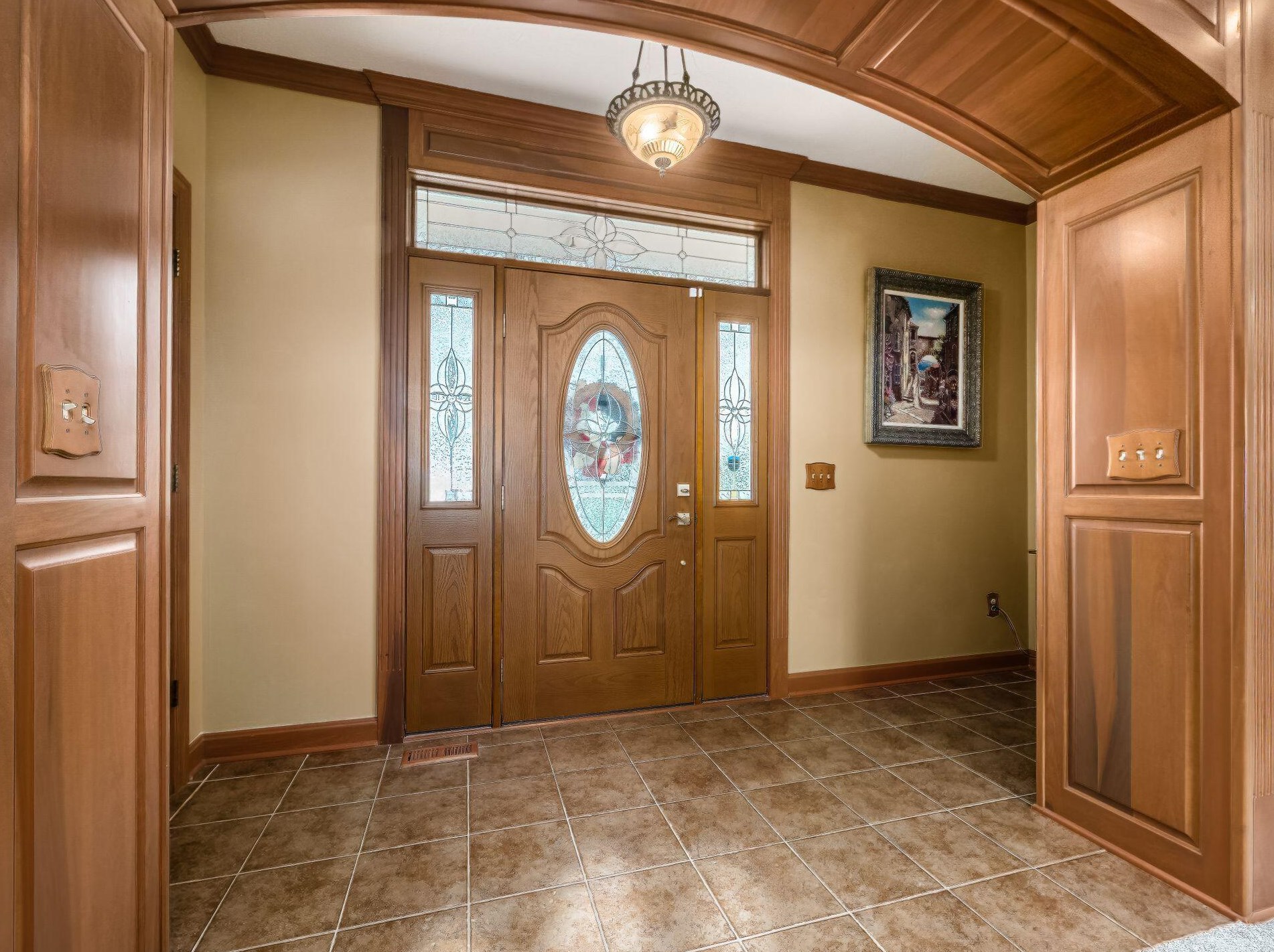 6767 Rovilla Rd, Blacklick, OH 43004