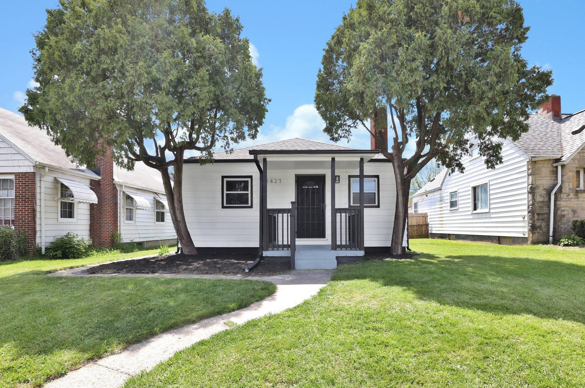 1427 E Whittier St, Columbus, OH 43206