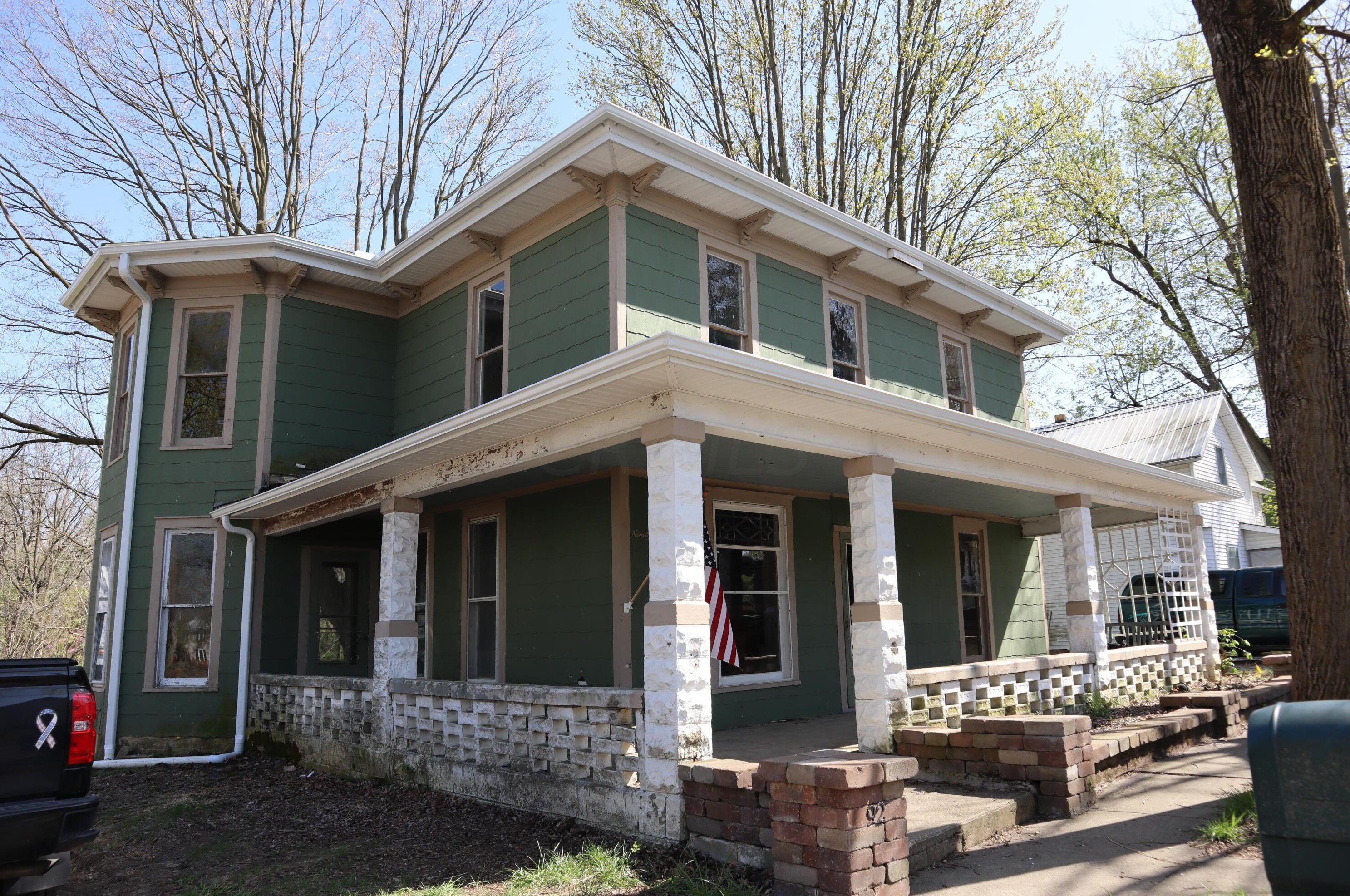 92 S Main St, Croton, OH 43013