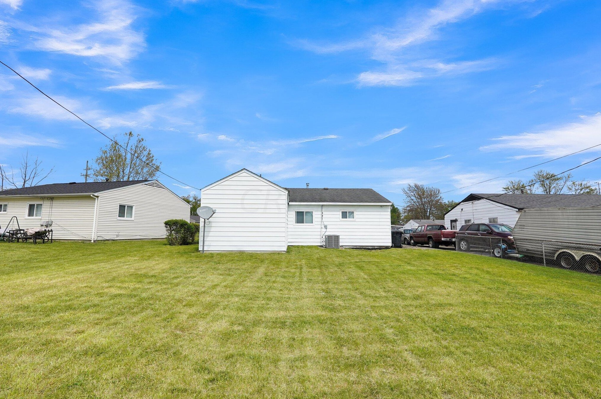 2943 Southfield Dr, Columbus OH 43207-3389 exterior