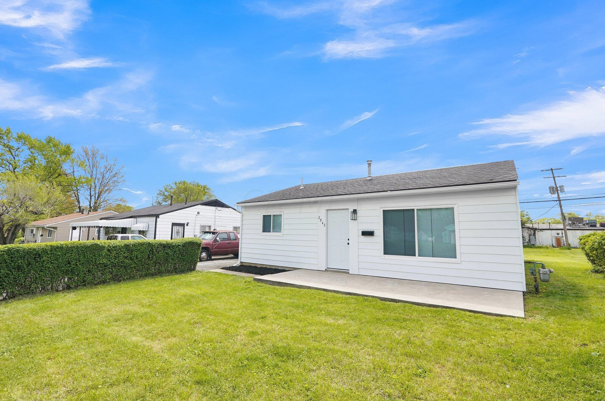 2943 Southfield Dr, Columbus, OH 43207-3229